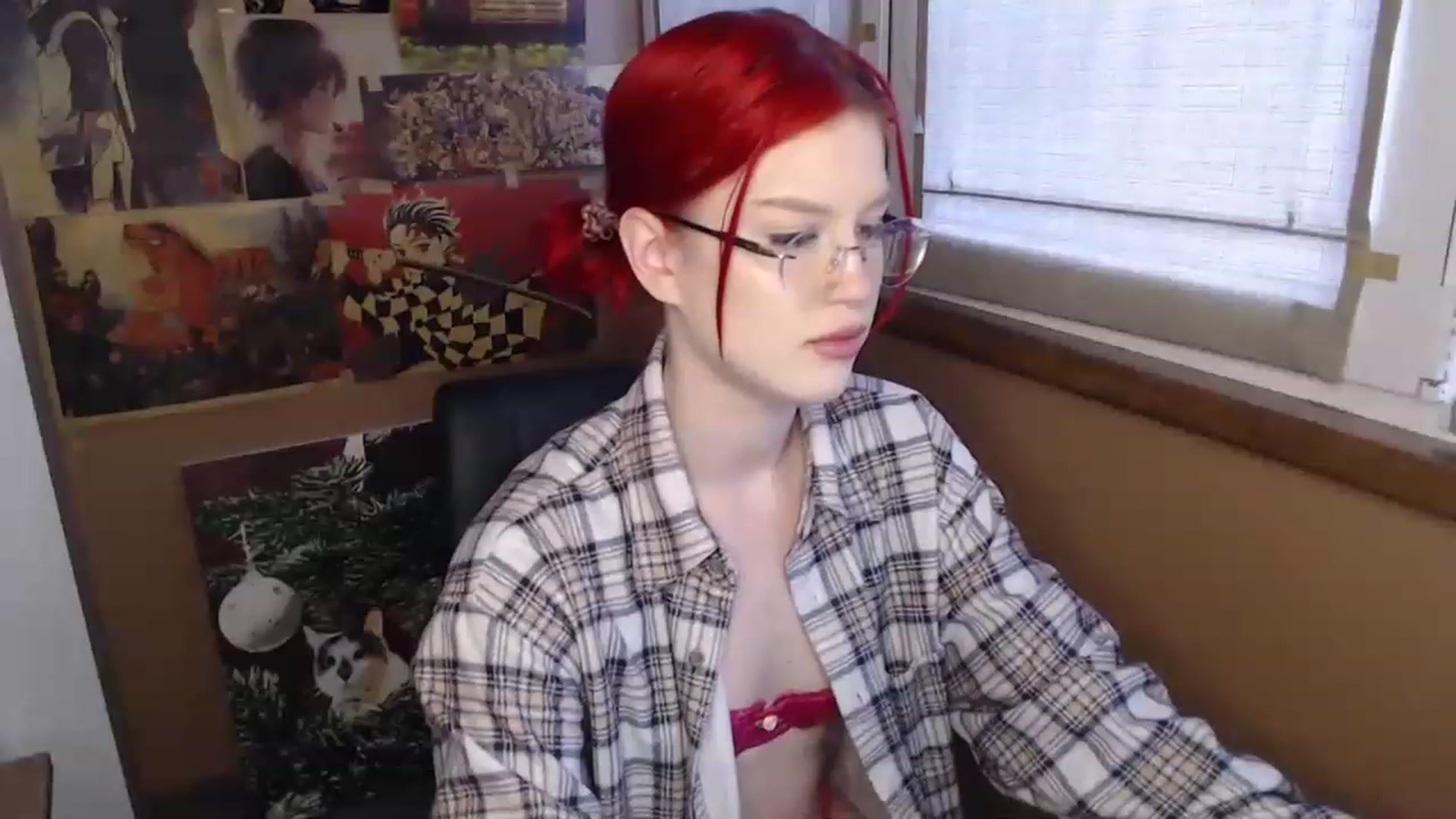 Gallery image thumbnail from KateKoss's myfreecams stream on, 12/07/2022, 11:25 image 4 of 20