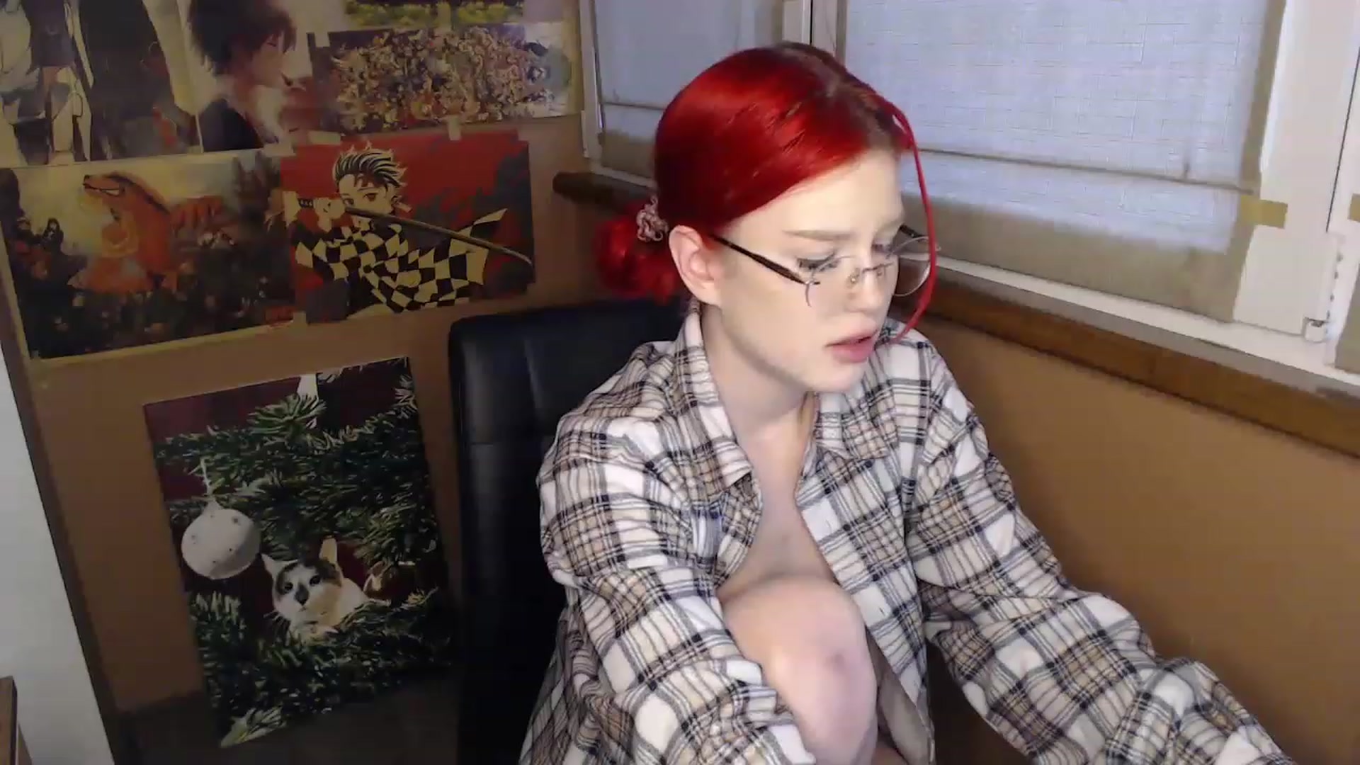 Gallery image thumbnail from KateKoss's myfreecams stream on, 12/07/2022, 12:58 image 5 of 20
