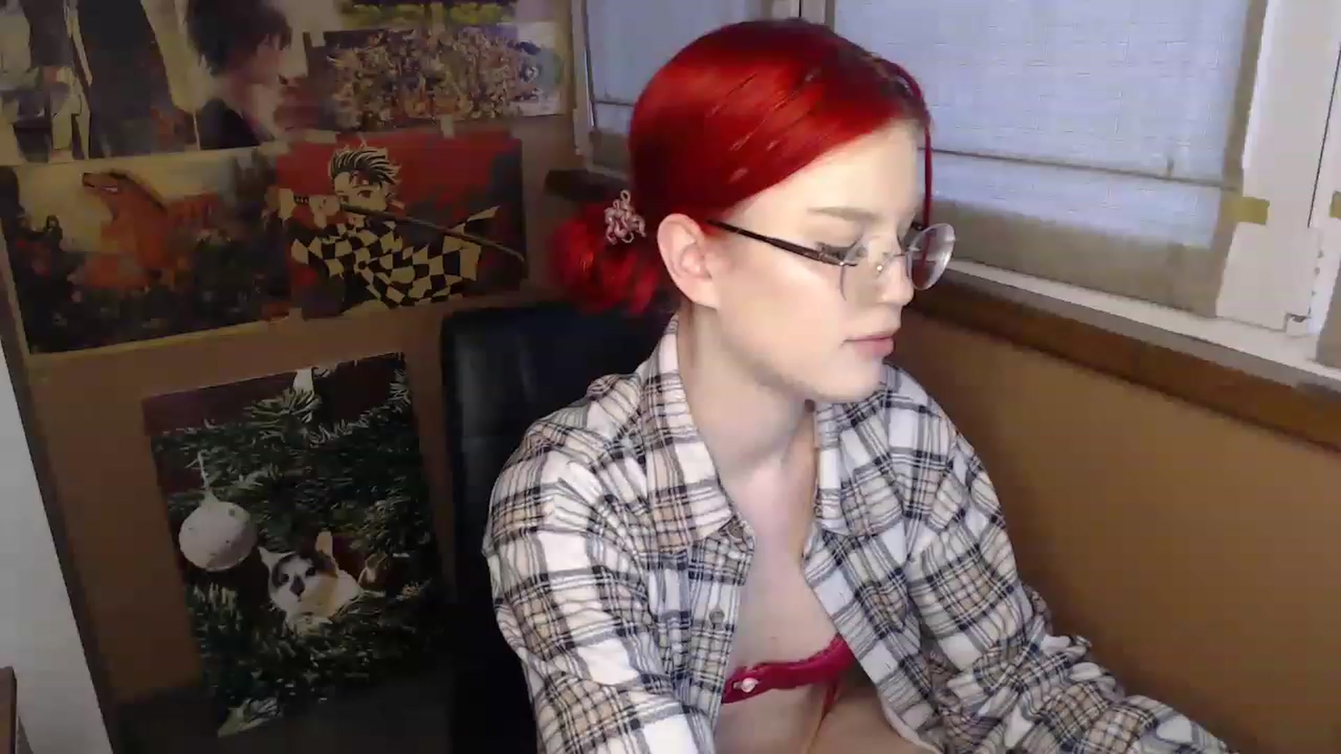 Gallery image thumbnail from KateKoss's myfreecams stream on, 12/07/2022, 12:58 image 18 of 20