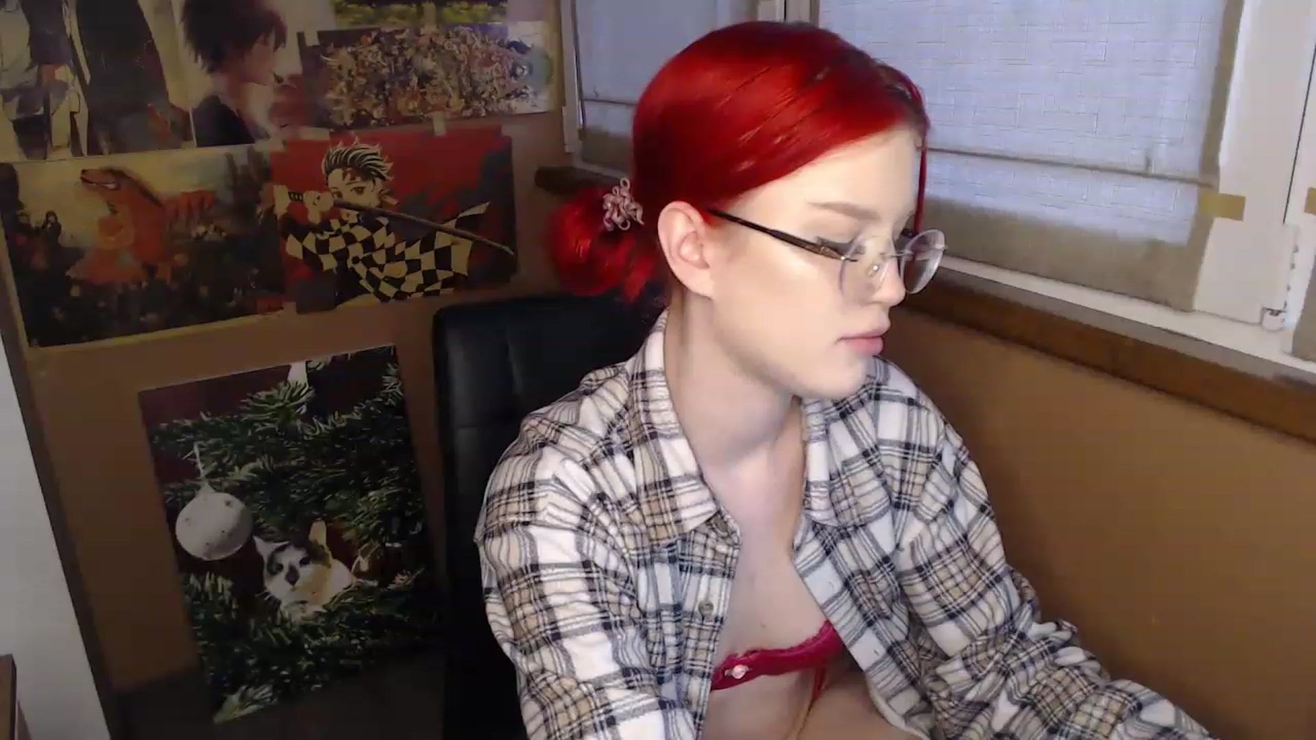 Gallery image thumbnail from KateKoss's myfreecams stream on, 12/07/2022, 12:58 image 19 of 20