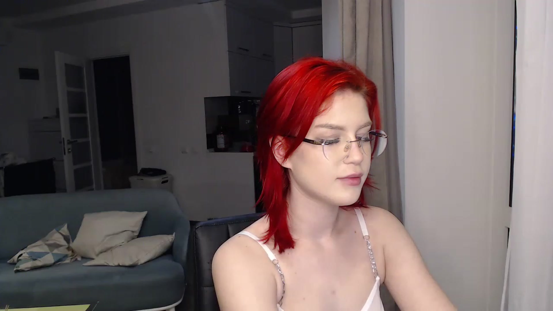 Gallery image thumbnail from KateKoss's myfreecams stream on, 12/08/2022, 14:15 image 4 of 20