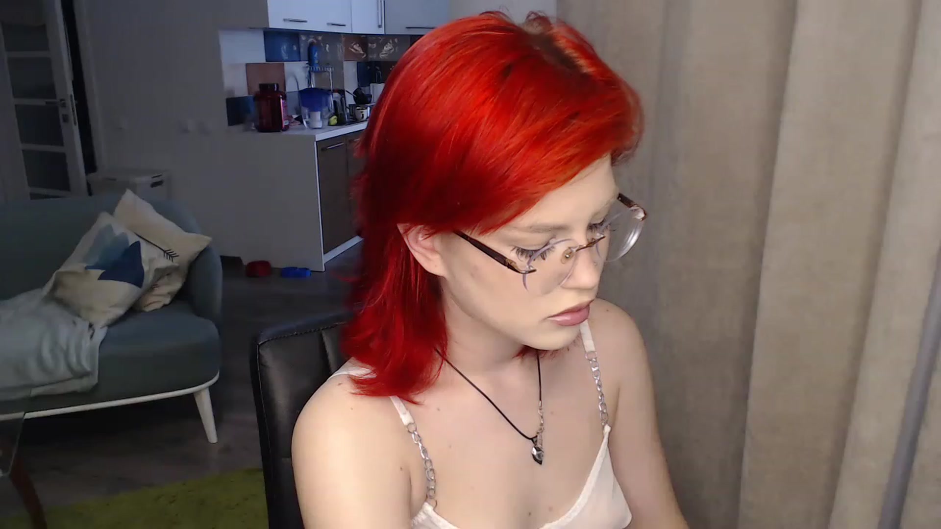 Gallery image thumbnail from KateKoss's myfreecams stream on, 12/19/2022, 09:51 image 4 of 20
