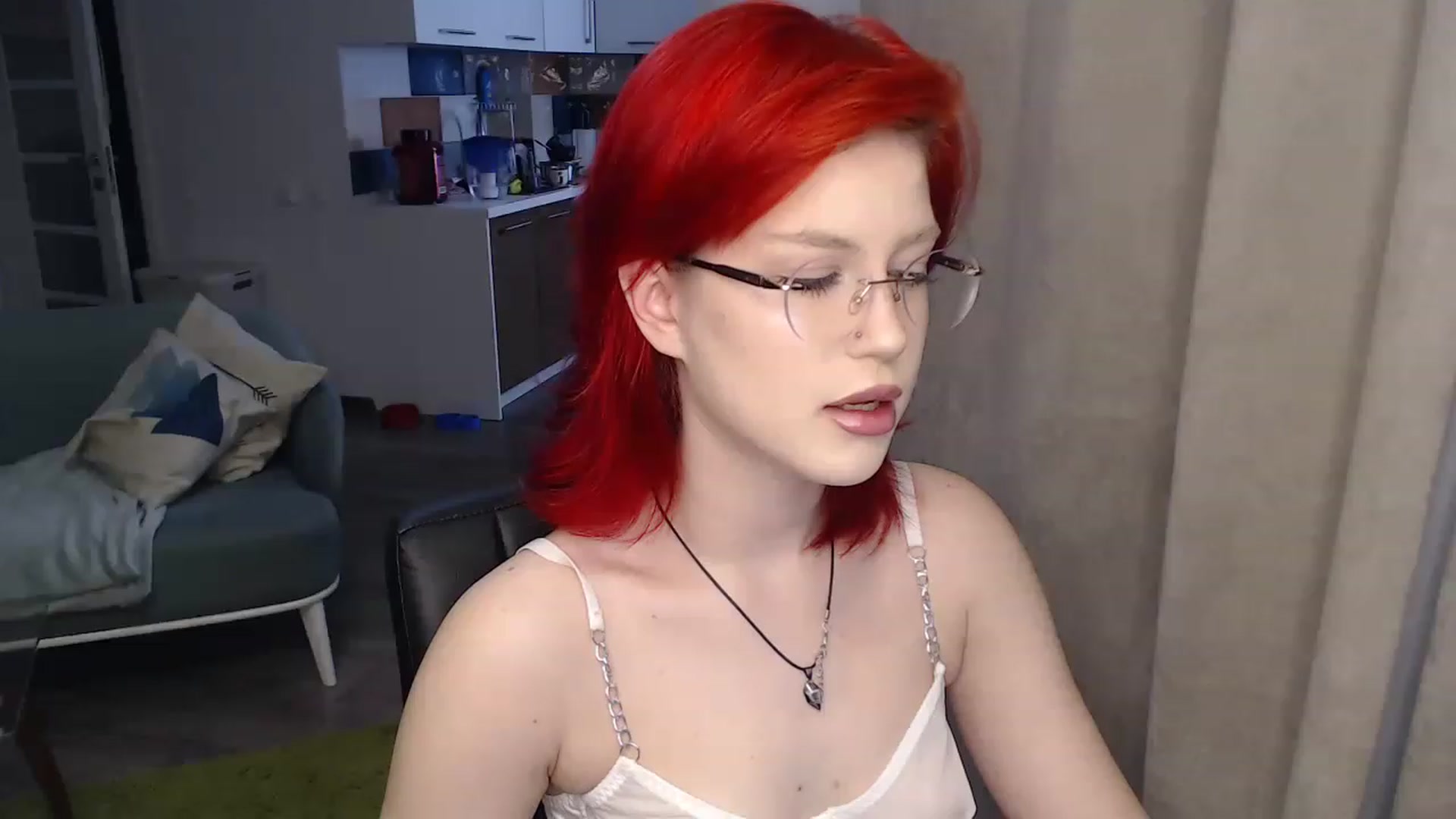 Gallery image thumbnail from KateKoss's myfreecams stream on, 12/19/2022, 09:51 image 8 of 20