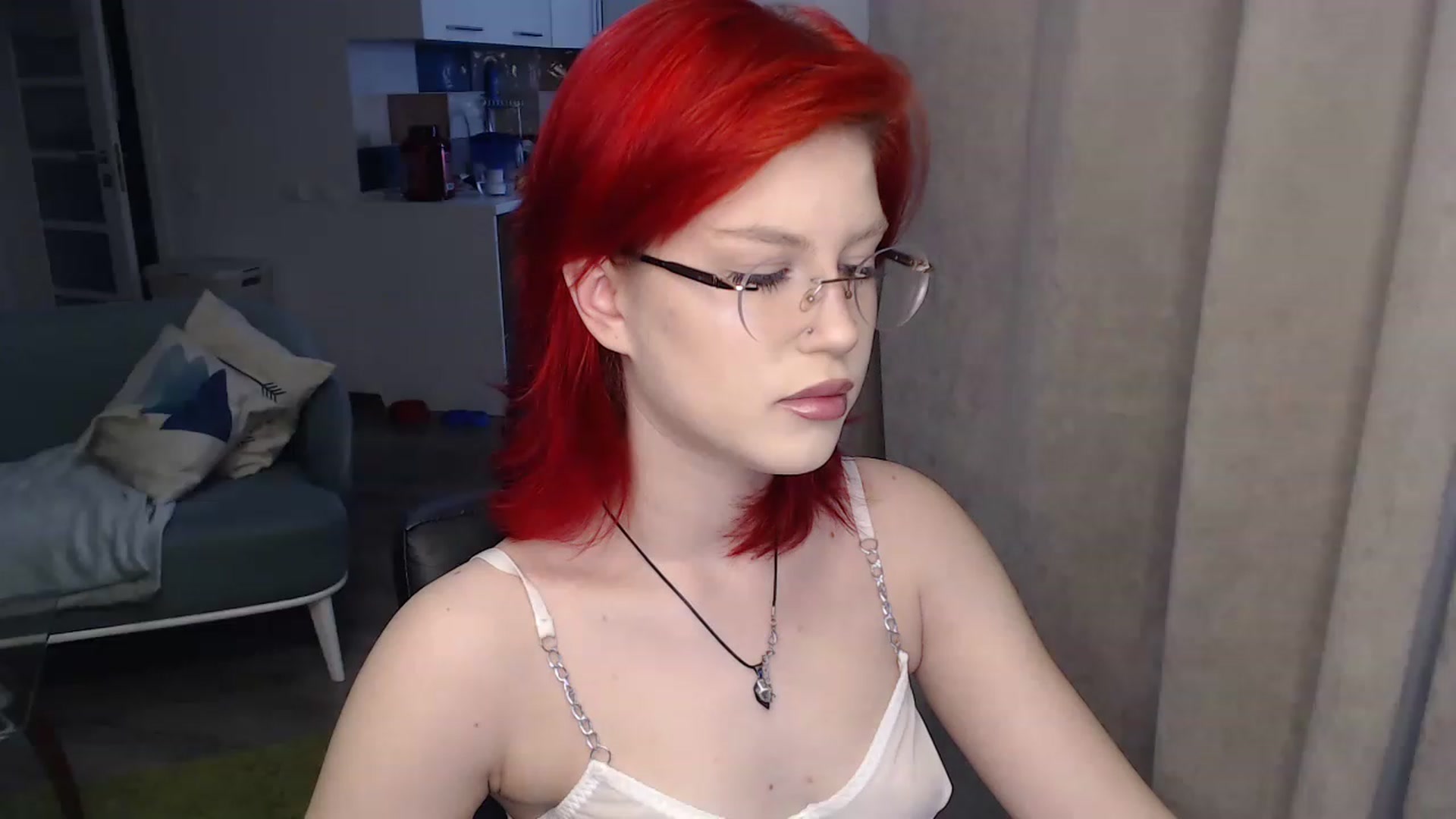 Gallery image thumbnail from KateKoss's myfreecams stream on, 12/19/2022, 09:51 image 19 of 20