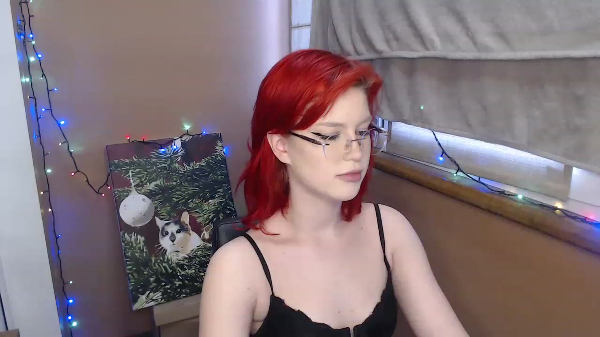Gallery image thumbnail from KateKoss's myfreecams stream on, 12/20/2022, 13:03 image 4 of 20