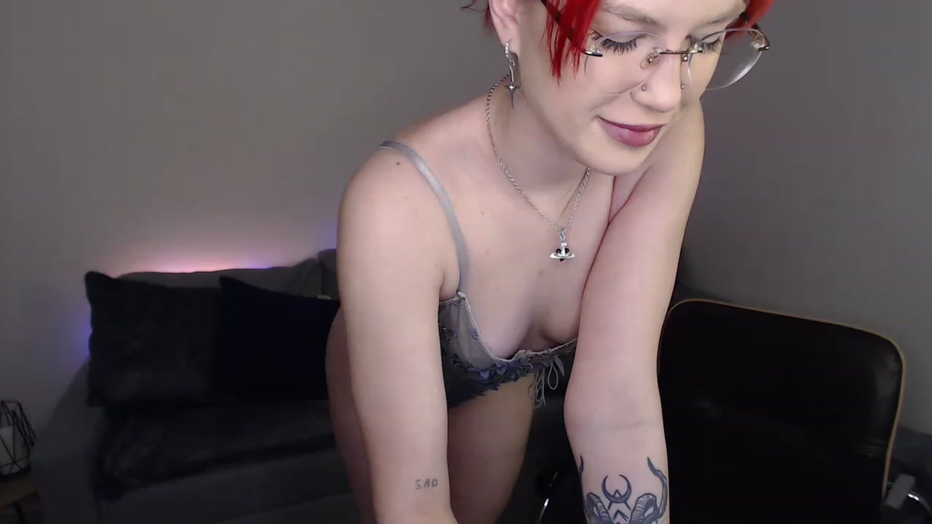 Gallery image thumbnail from KateKoss's myfreecams stream on, 12/24/2022, 09:38 image 8 of 20