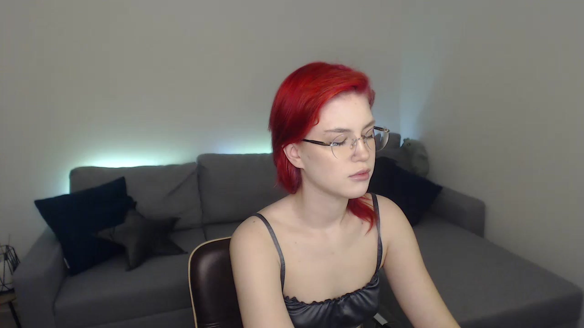 Gallery image thumbnail from KateKoss's myfreecams stream on, 01/17/2023, 08:45 image 10 of 20