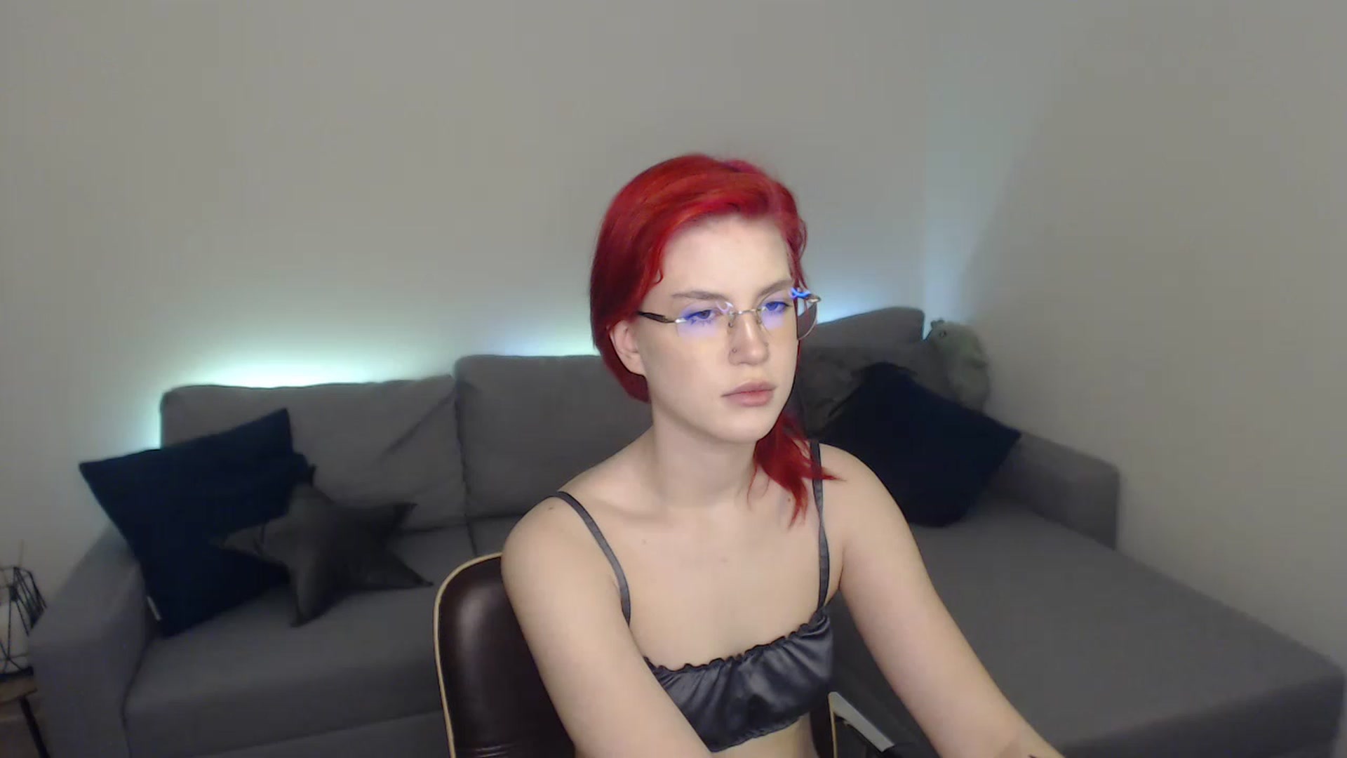 Gallery image thumbnail from KateKoss's myfreecams stream on, 01/17/2023, 08:45 image 14 of 20