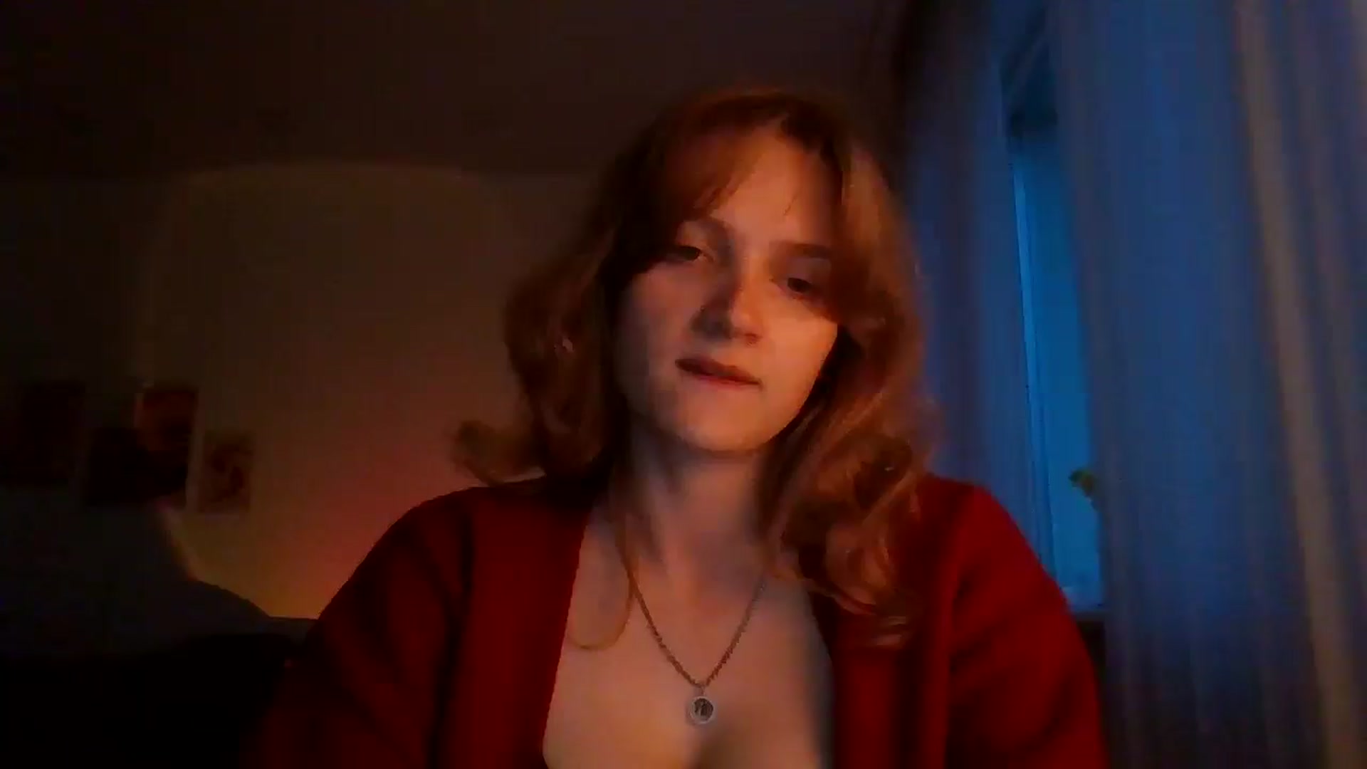 Gallery image thumbnail from KateLin's myfreecams stream on, 04/10/2026, 17:08 image 7 of 20