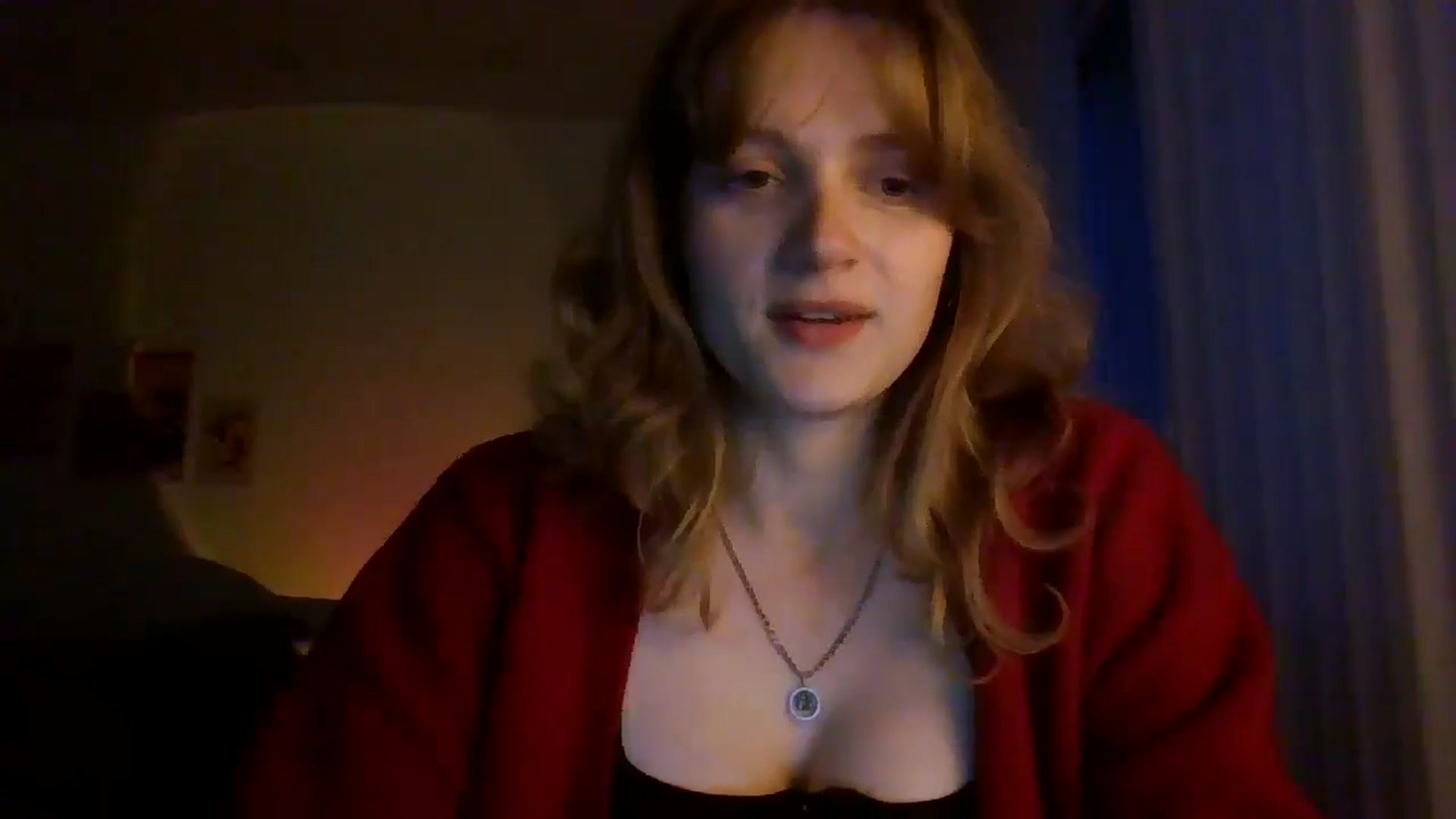 Gallery image thumbnail from KateLin's myfreecams stream on, 04/10/2026, 17:08 image 19 of 20