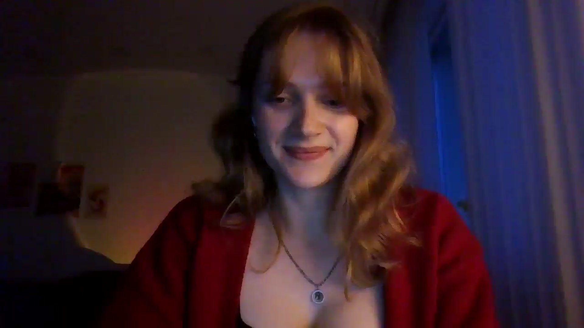 Gallery image thumbnail from KateLin's myfreecams stream on, 04/10/2026, 17:08 image 14 of 20