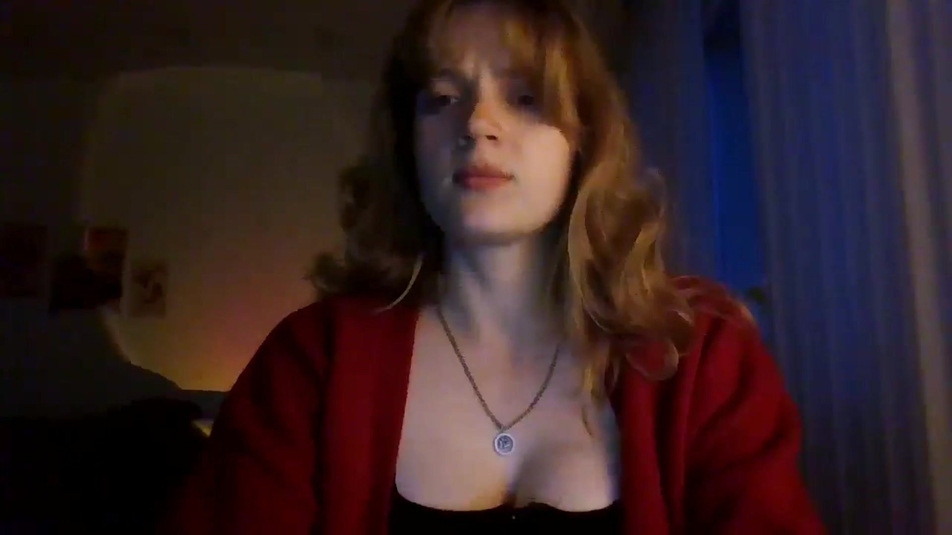 Gallery image thumbnail from KateLin's myfreecams stream on, 04/10/2026, 17:08 image 17 of 20