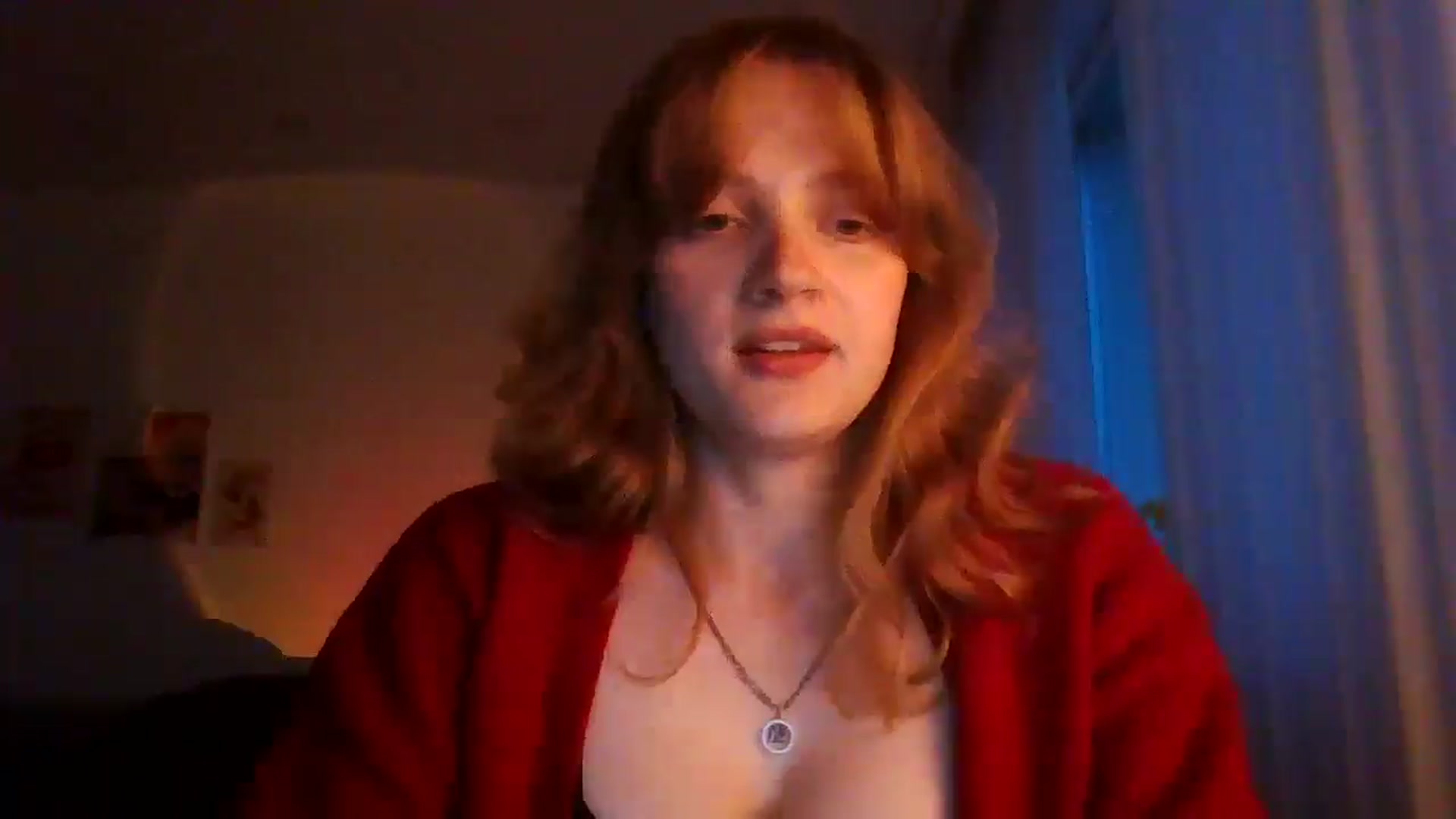 Gallery image thumbnail from KateLin's myfreecams stream on, 04/10/2026, 17:08 image 12 of 20