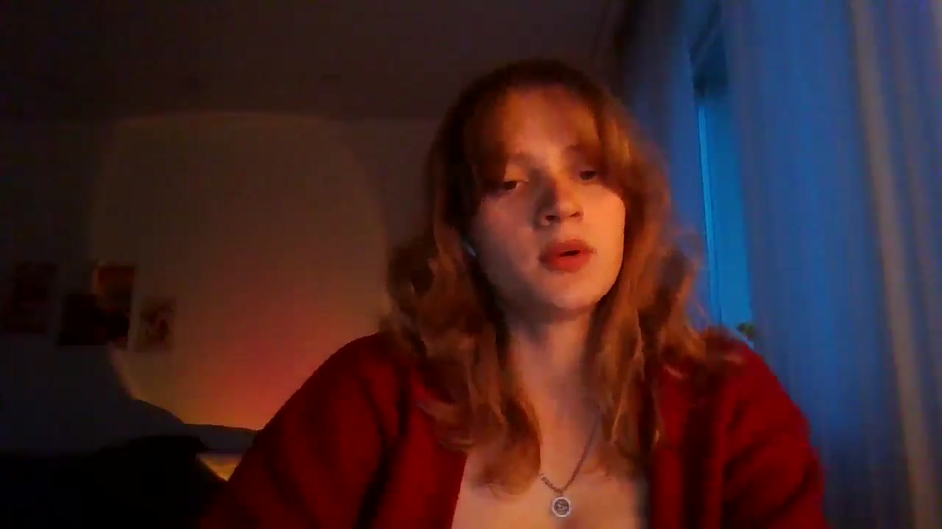 Gallery image thumbnail from KateLin's myfreecams stream on, 04/10/2026, 17:08 image 5 of 20