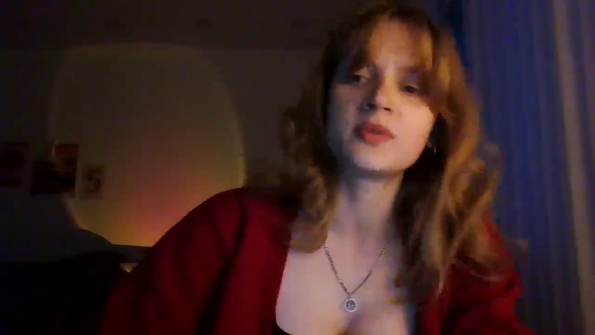 Gallery image thumbnail from KateLin's myfreecams stream on, 04/10/2026, 17:08 image 18 of 20