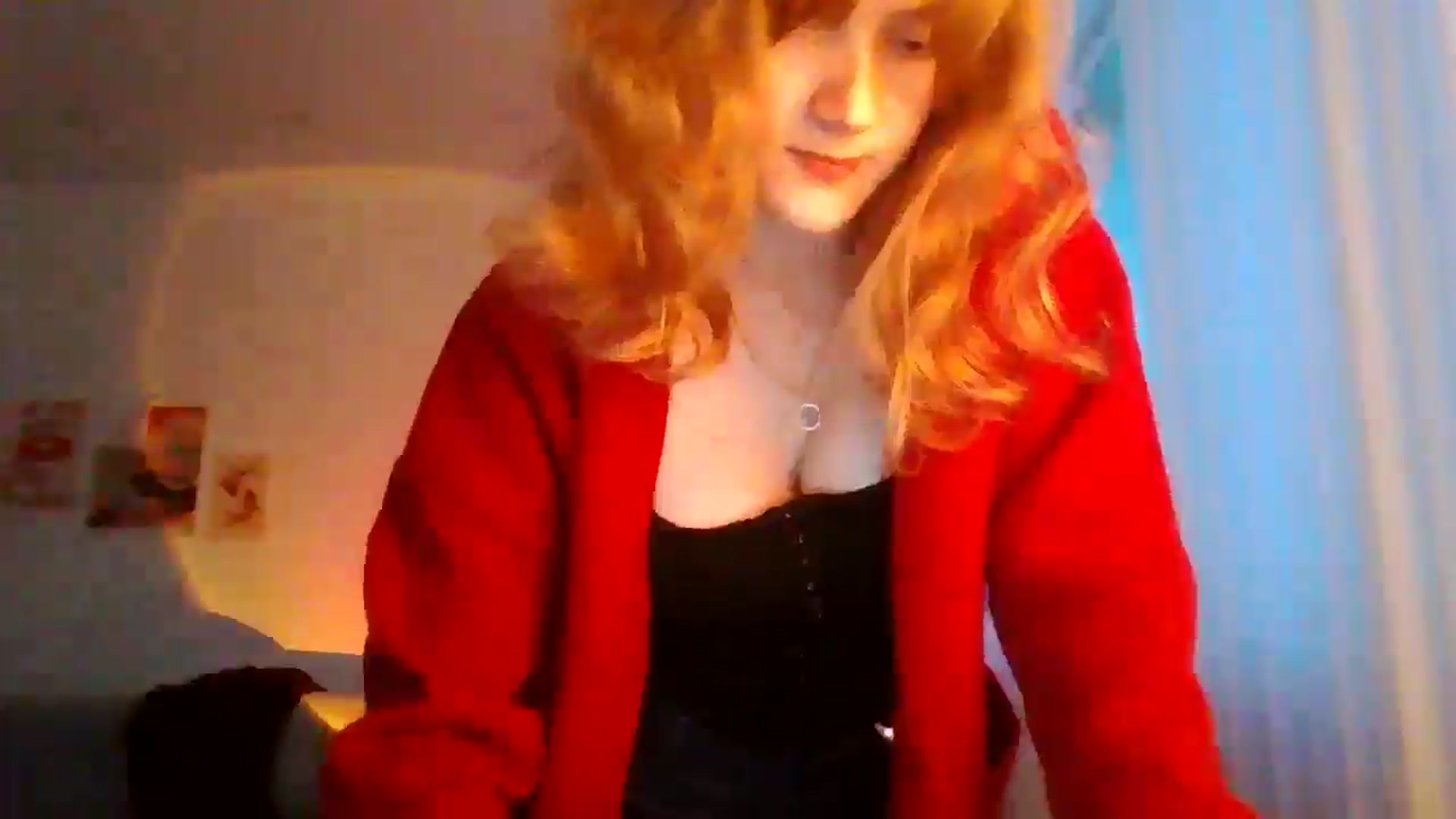 Gallery image thumbnail from KateLin's myfreecams stream on, 04/10/2026, 17:08 image 4 of 20