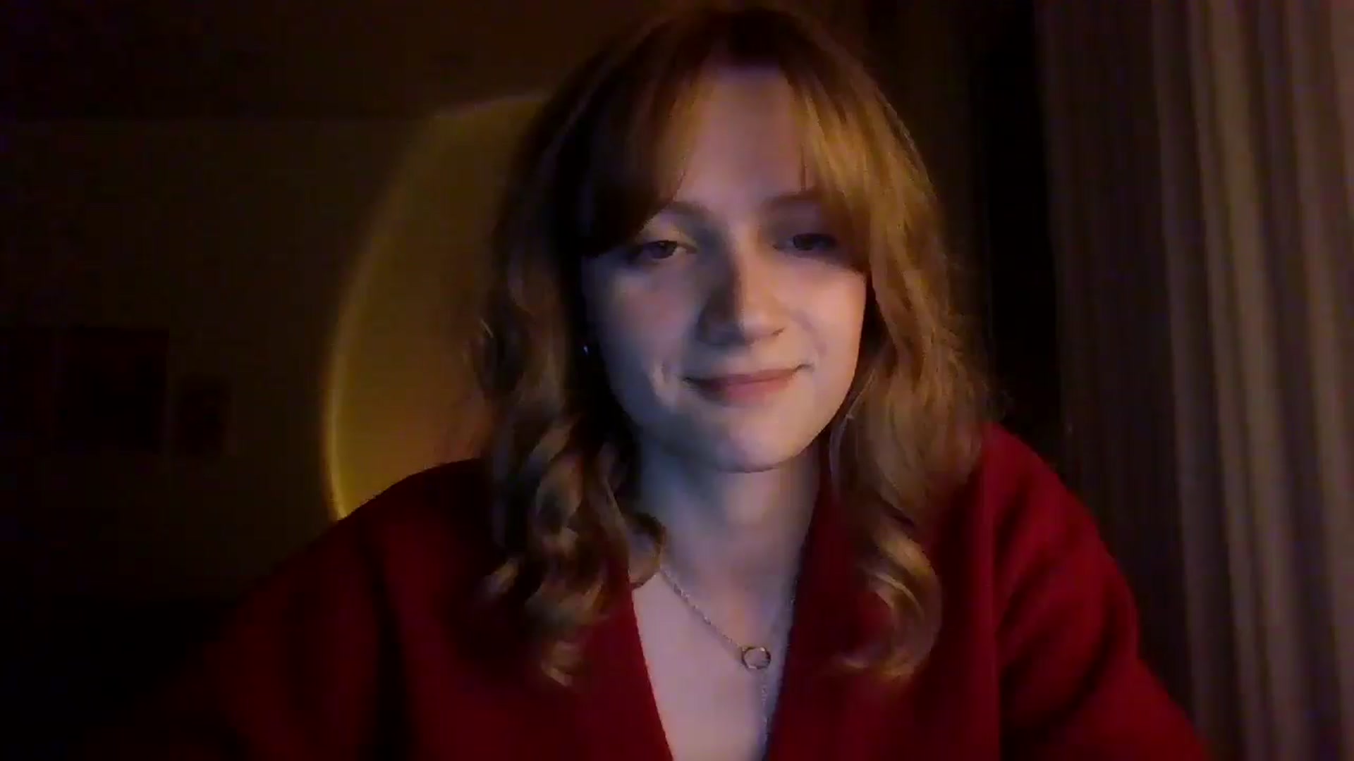 Gallery image thumbnail from KateLin's myfreecams stream on, 04/21/2026, 21:01 image 3 of 20
