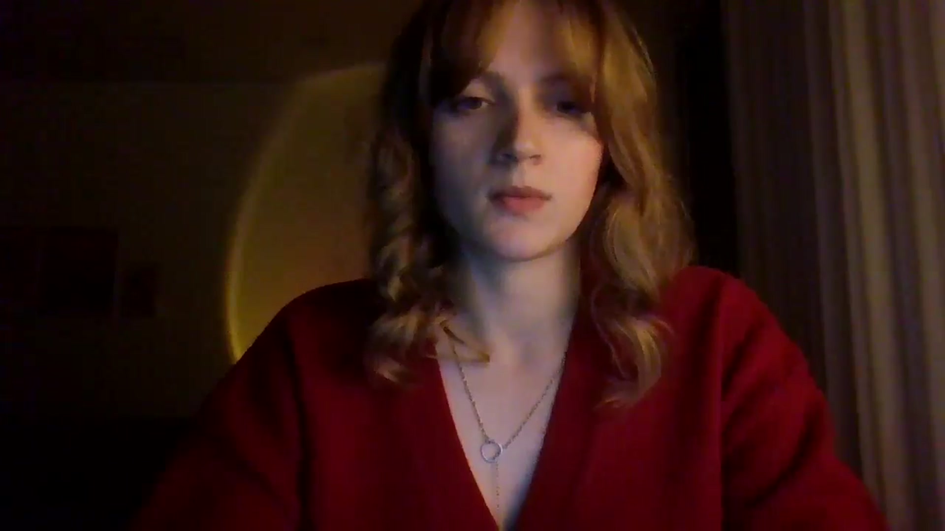 Gallery image thumbnail from KateLin's myfreecams stream on, 04/21/2026, 21:01 image 11 of 20