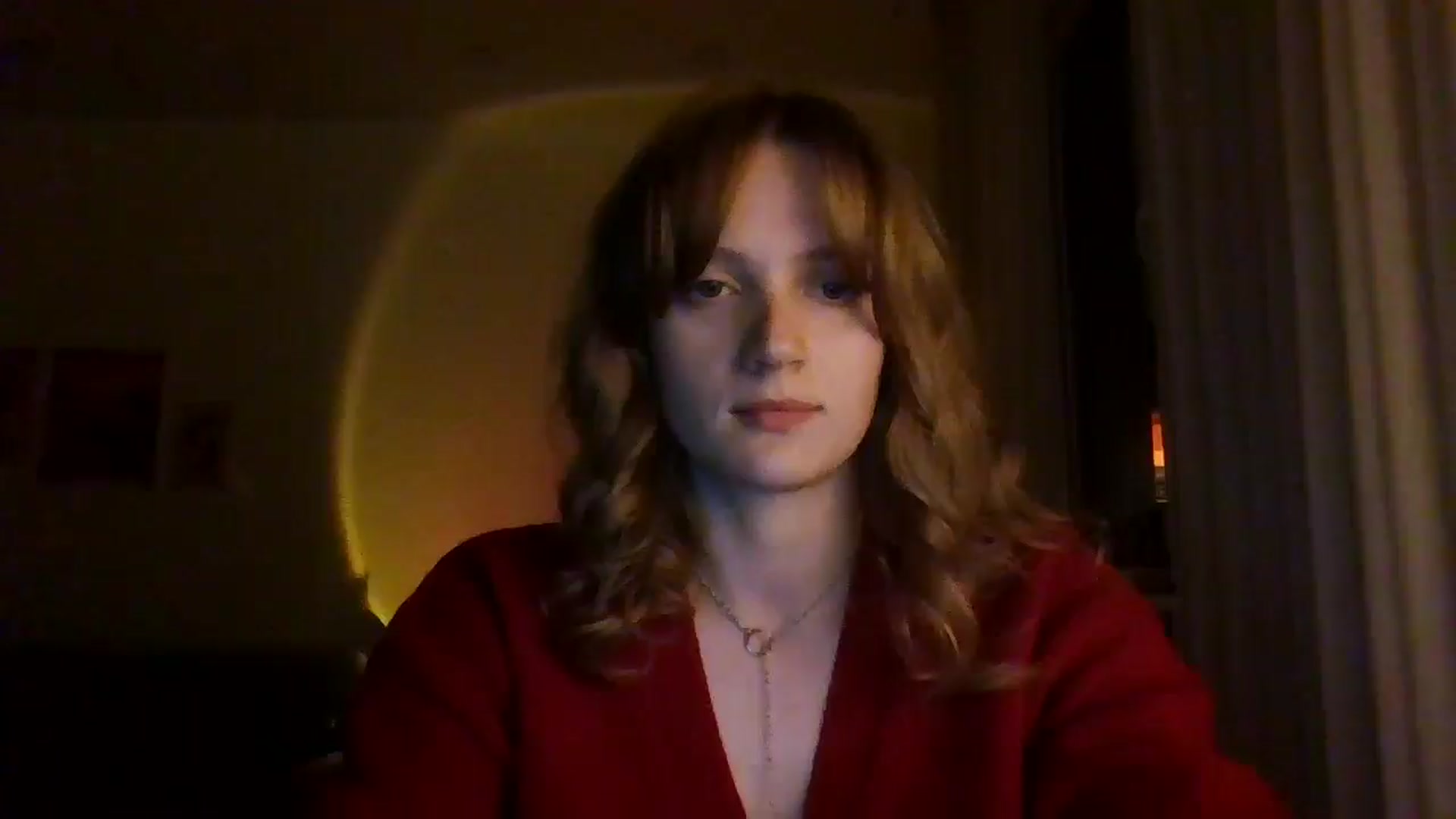 Gallery image thumbnail from KateLin's myfreecams stream on, 04/21/2026, 21:22 image 19 of 20
