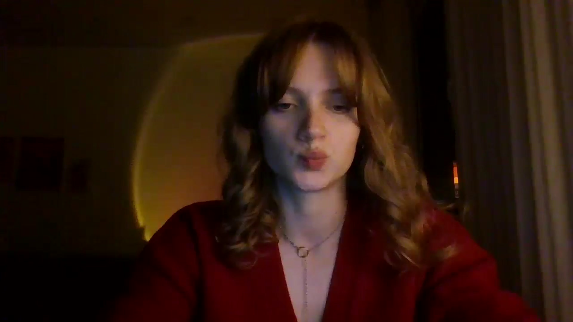 Gallery image thumbnail from KateLin's myfreecams stream on, 04/21/2026, 21:22 image 16 of 20