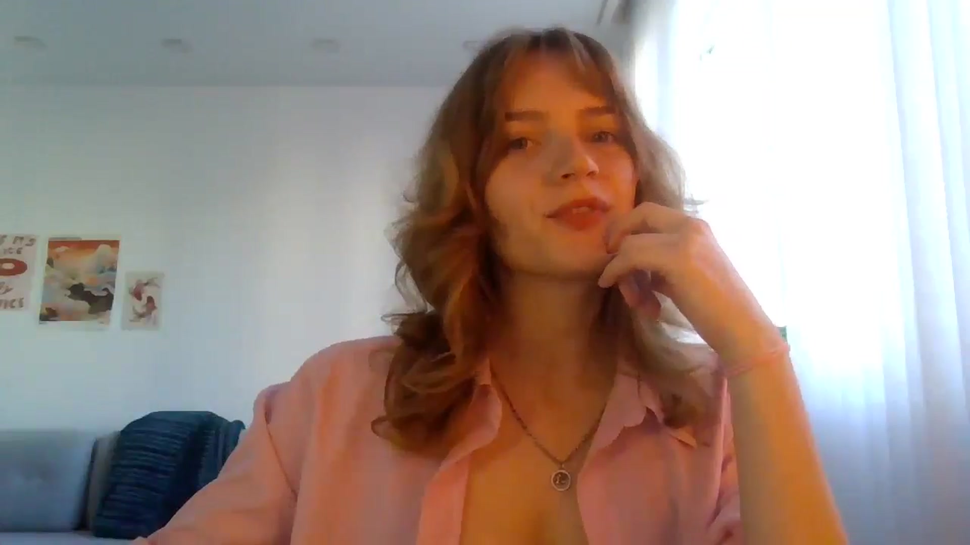 Gallery image thumbnail from KateLin's myfreecams stream on, 04/29/2026, 15:52 image 17 of 20