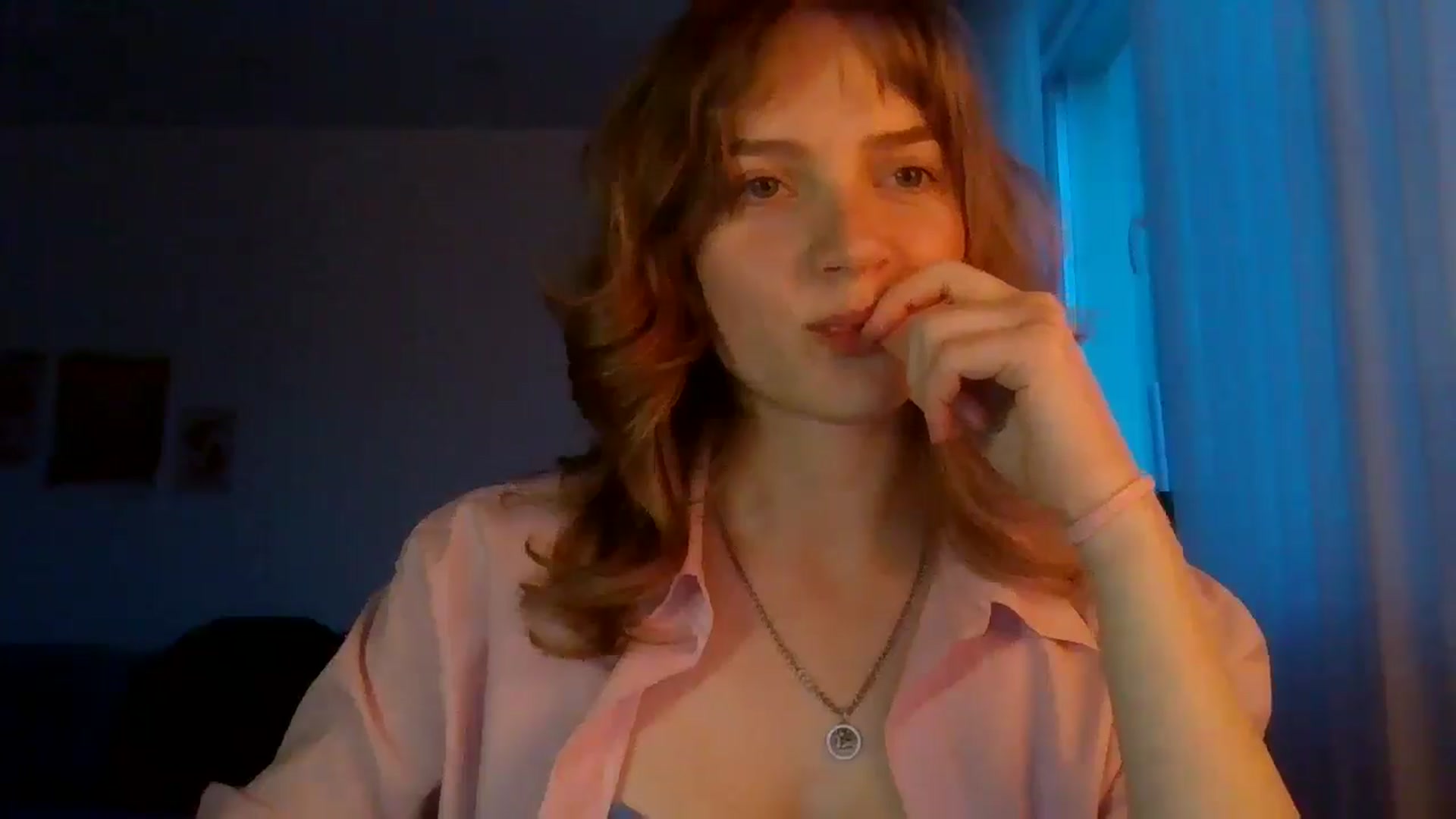 Gallery image thumbnail from KateLin's myfreecams stream on, 04/29/2026, 17:25 image 8 of 20
