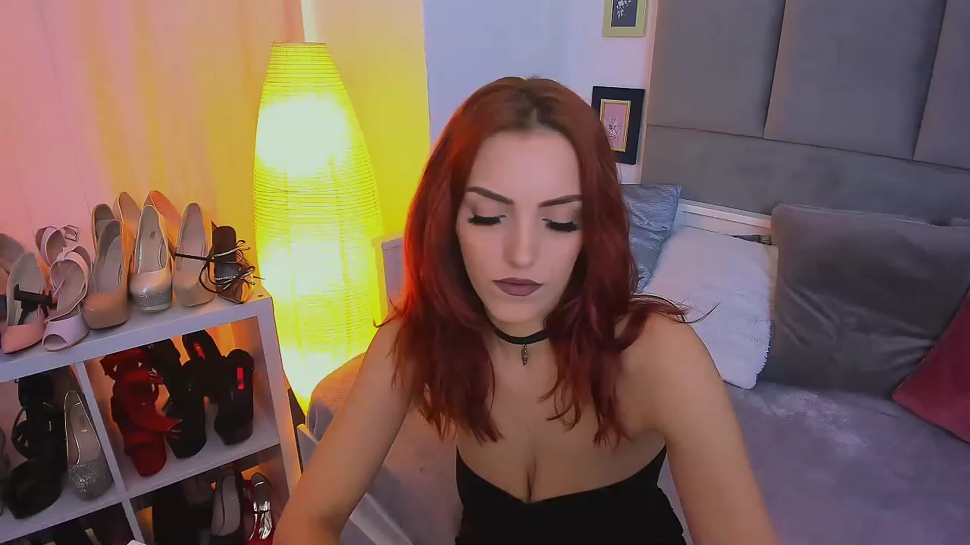 Gallery image thumbnail from KateLuna's myfreecams stream on, 12/20/2022, 15:05 image 13 of 20