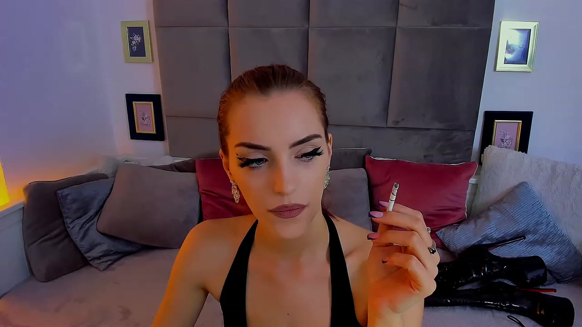 Gallery image thumbnail from KateLuna's myfreecams stream on, 01/09/2023, 11:51 image 3 of 20