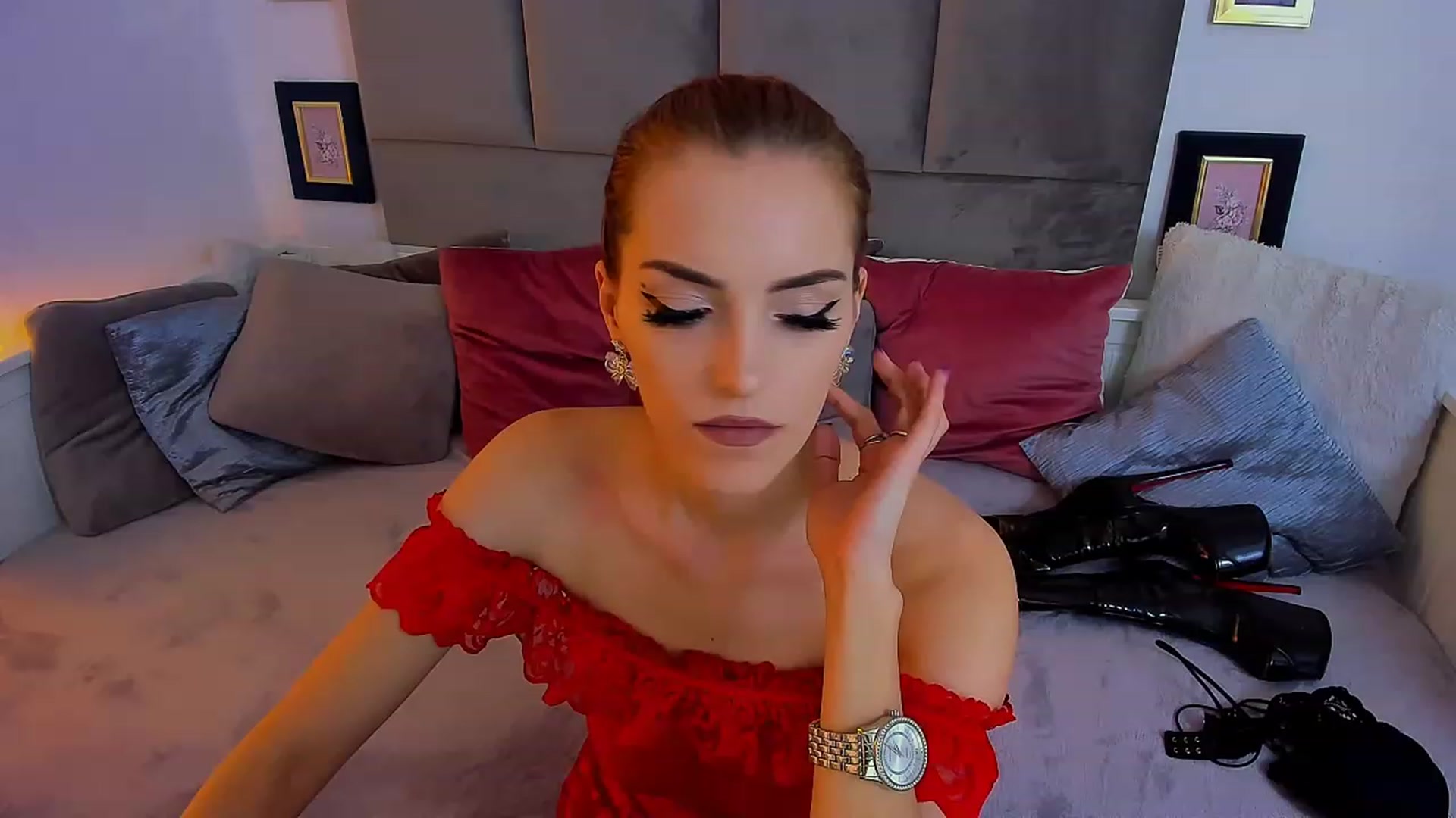 Gallery image thumbnail from KateLuna's myfreecams stream on, 01/09/2023, 11:51 image 13 of 20