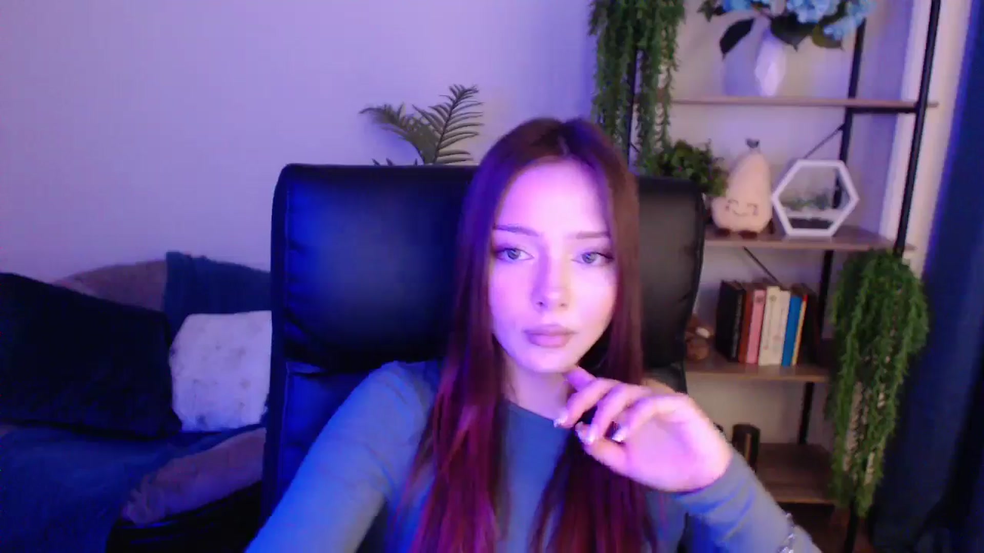 Gallery image thumbnail from KateManelli's myfreecams stream on, 01/18/2025, 10:05 image 20 of 20