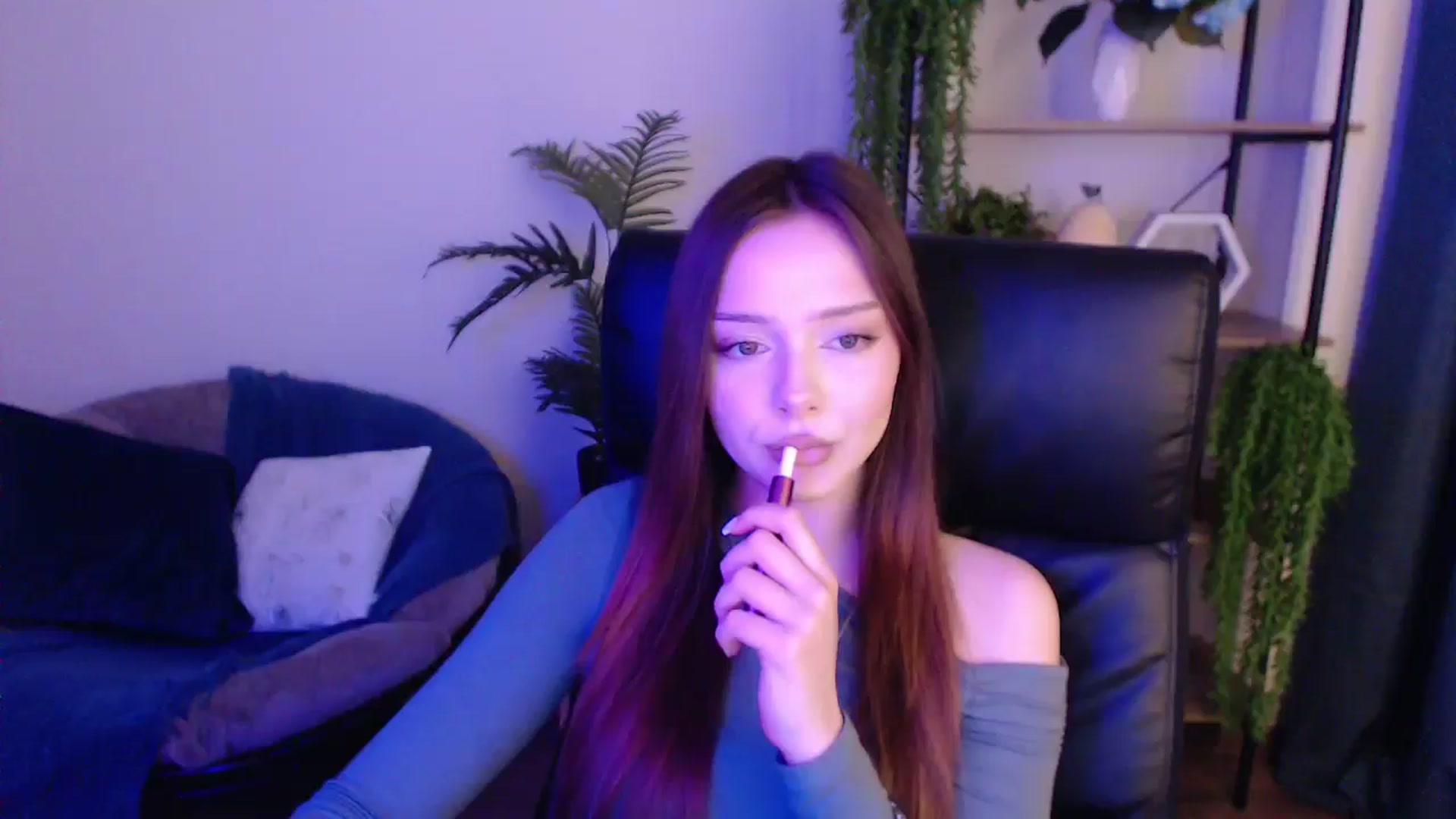 Gallery image thumbnail from KateManelli's myfreecams stream on, 01/18/2025, 13:18 image 1 of 20
