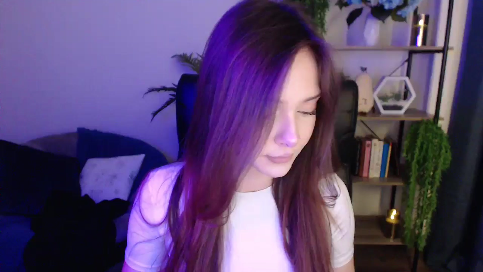 Gallery image thumbnail from KateManelli's myfreecams stream on, 01/19/2025, 10:04 image 4 of 20