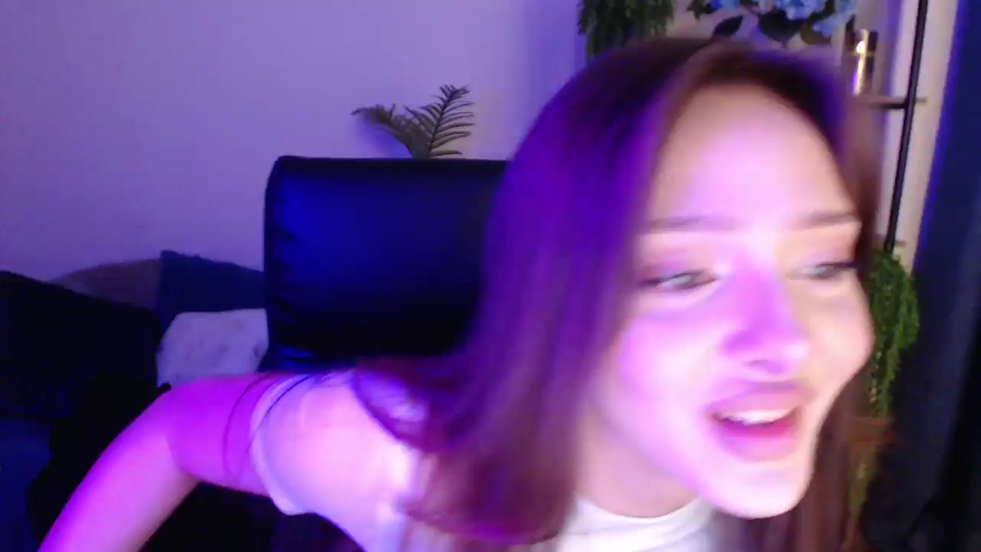 Gallery image thumbnail from KateManelli's myfreecams stream on, 01/19/2025, 12:46 image 17 of 20