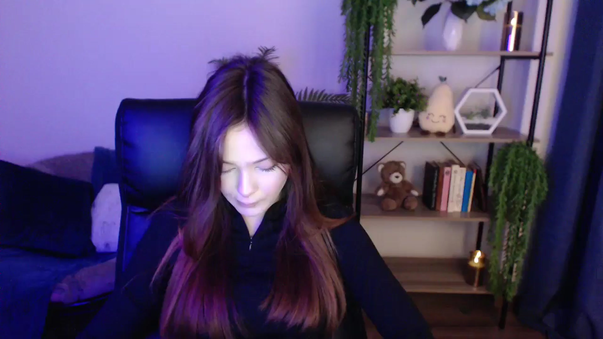 Gallery image thumbnail from KateManelli's myfreecams stream on, 01/20/2025, 09:44 image 15 of 20