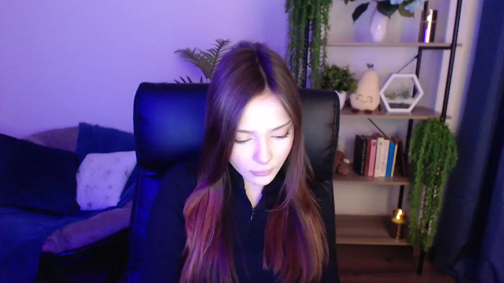 Gallery image thumbnail from KateManelli's myfreecams stream on, 01/20/2025, 09:44 image 3 of 20