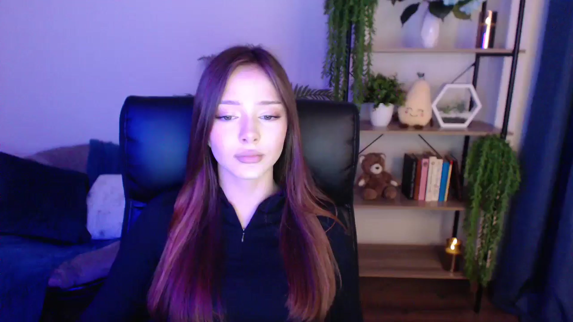 Gallery image thumbnail from KateManelli's myfreecams stream on, 01/20/2025, 09:44 image 13 of 20