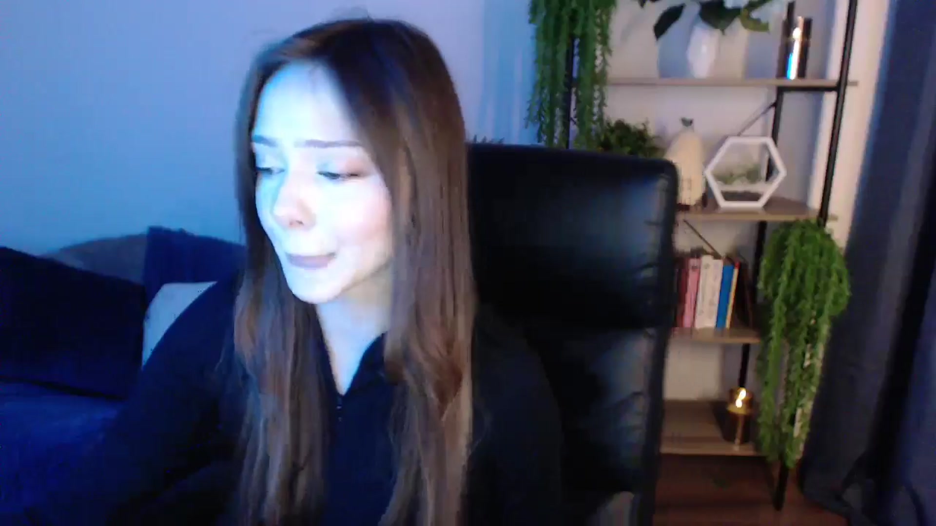 Gallery image thumbnail from KateManelli's myfreecams stream on, 01/20/2025, 13:06 image 4 of 20