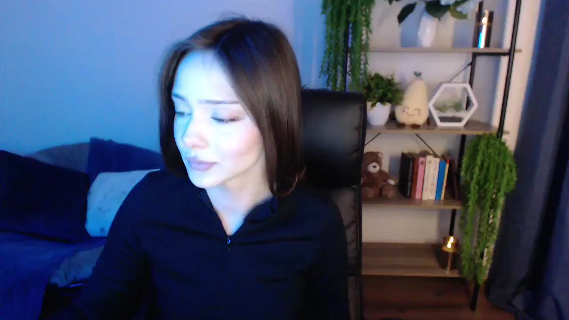 Gallery image thumbnail from KateManelli's myfreecams stream on, 01/20/2025, 13:06 image 5 of 20