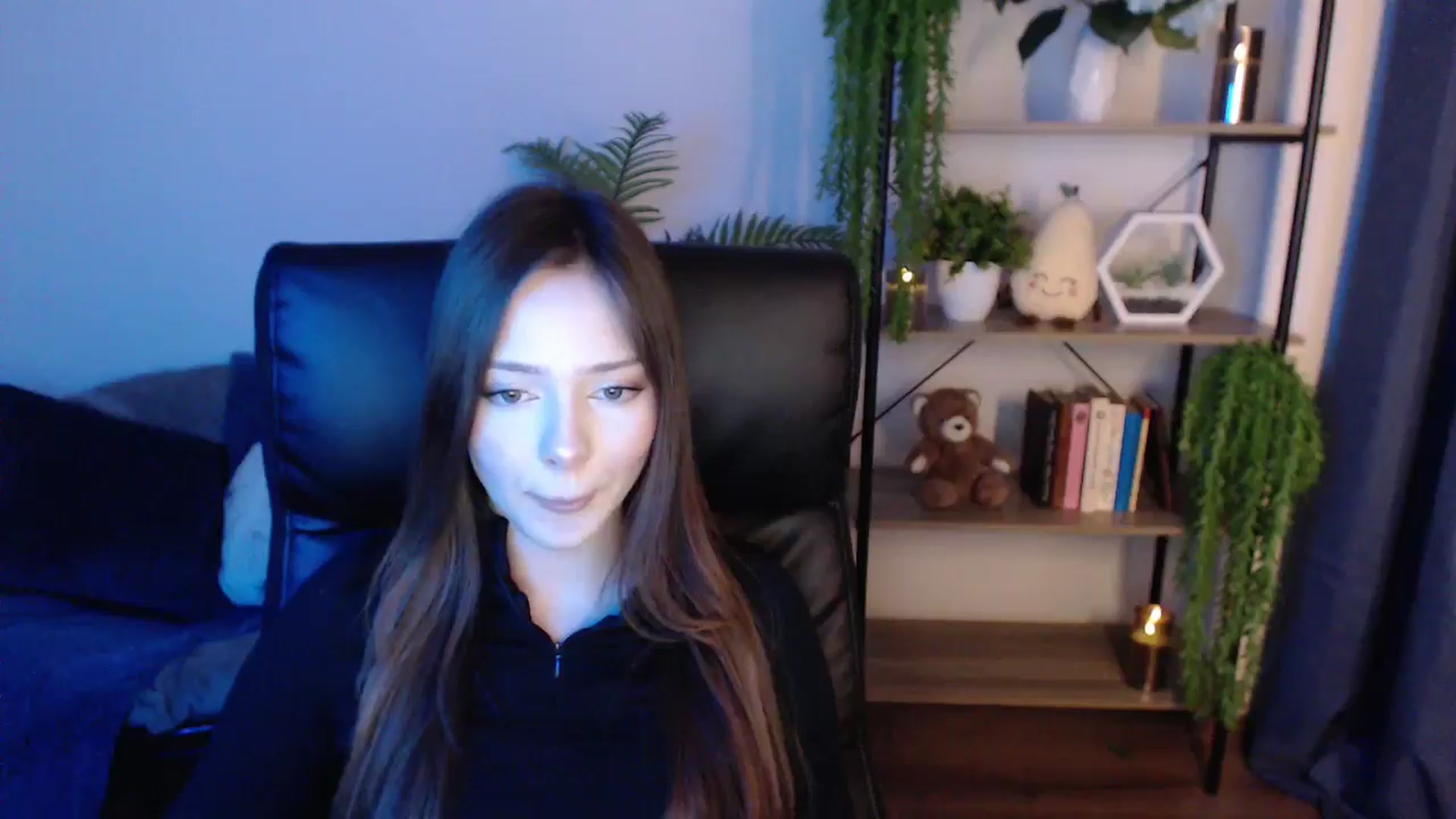 Gallery image thumbnail from KateManelli's myfreecams stream on, 01/20/2025, 14:11 image 19 of 20