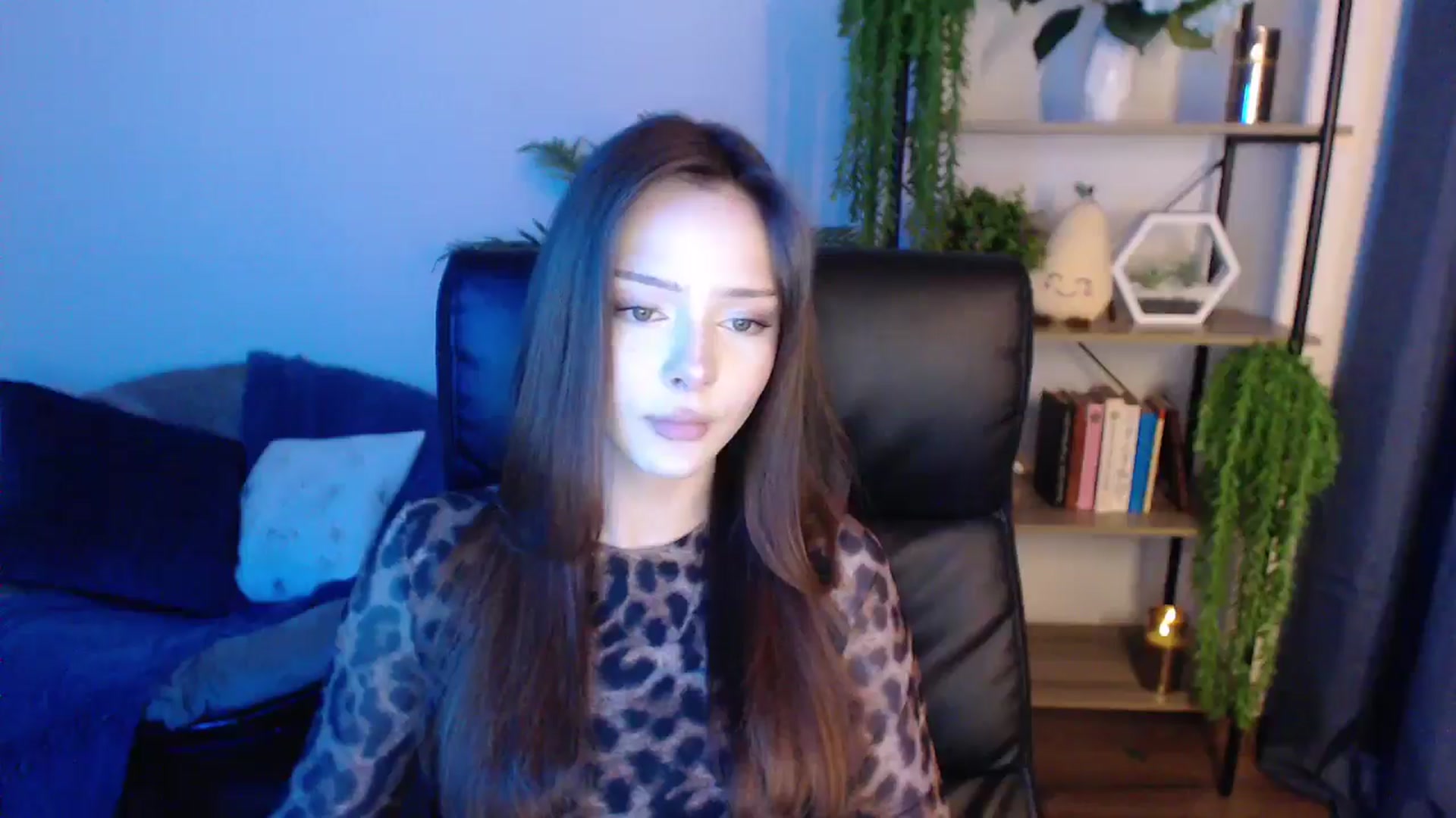 Gallery image thumbnail from KateManelli's myfreecams stream on, 01/21/2025, 11:33 image 13 of 20