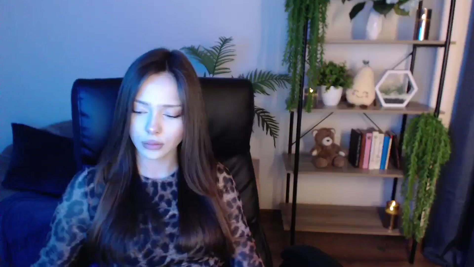 Gallery image thumbnail from KateManelli's myfreecams stream on, 01/21/2025, 12:19 image 11 of 20