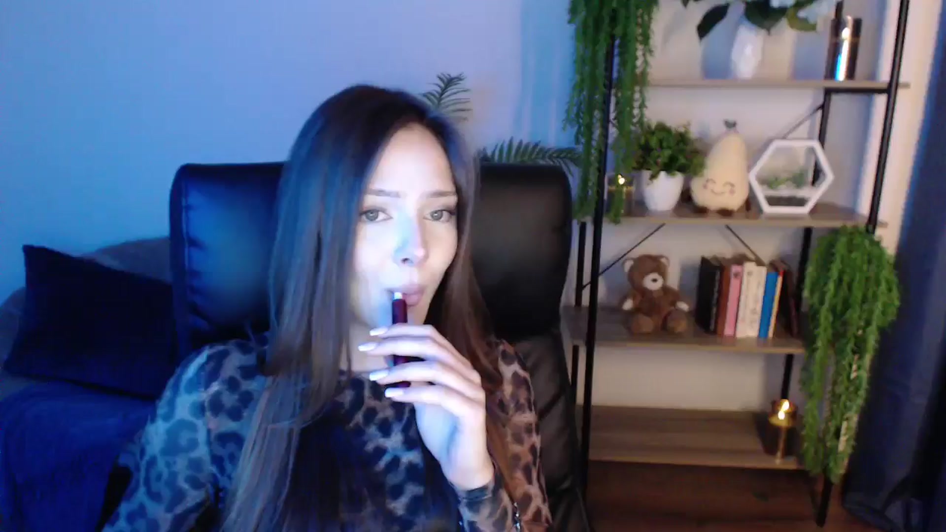 Gallery image thumbnail from KateManelli's myfreecams stream on, 01/21/2025, 12:19 image 3 of 20