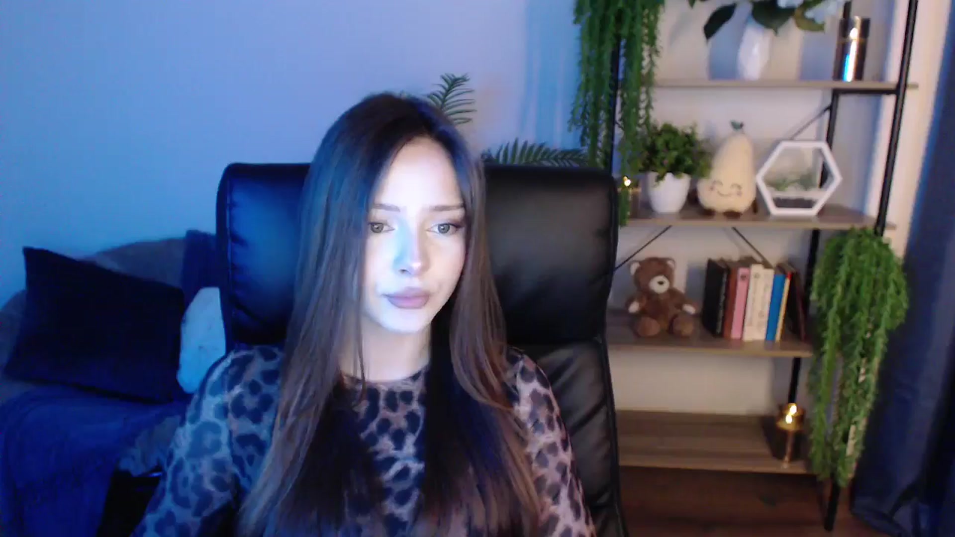 Gallery image thumbnail from KateManelli's myfreecams stream on, 01/21/2025, 12:19 image 8 of 20