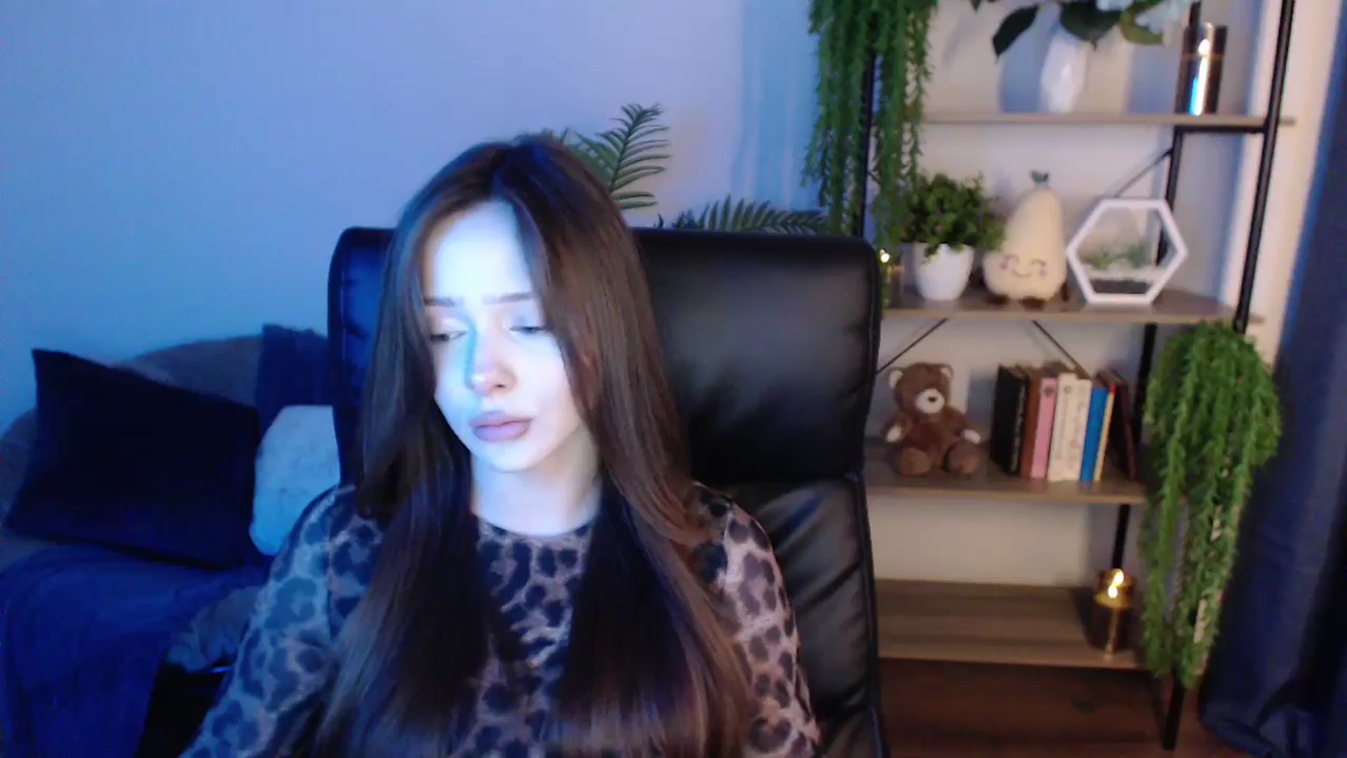 Gallery image thumbnail from KateManelli's myfreecams stream on, 01/21/2025, 12:19 image 17 of 20