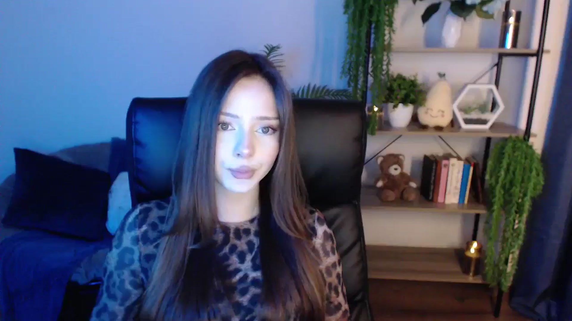 Gallery image thumbnail from KateManelli's myfreecams stream on, 01/21/2025, 12:19 image 5 of 20