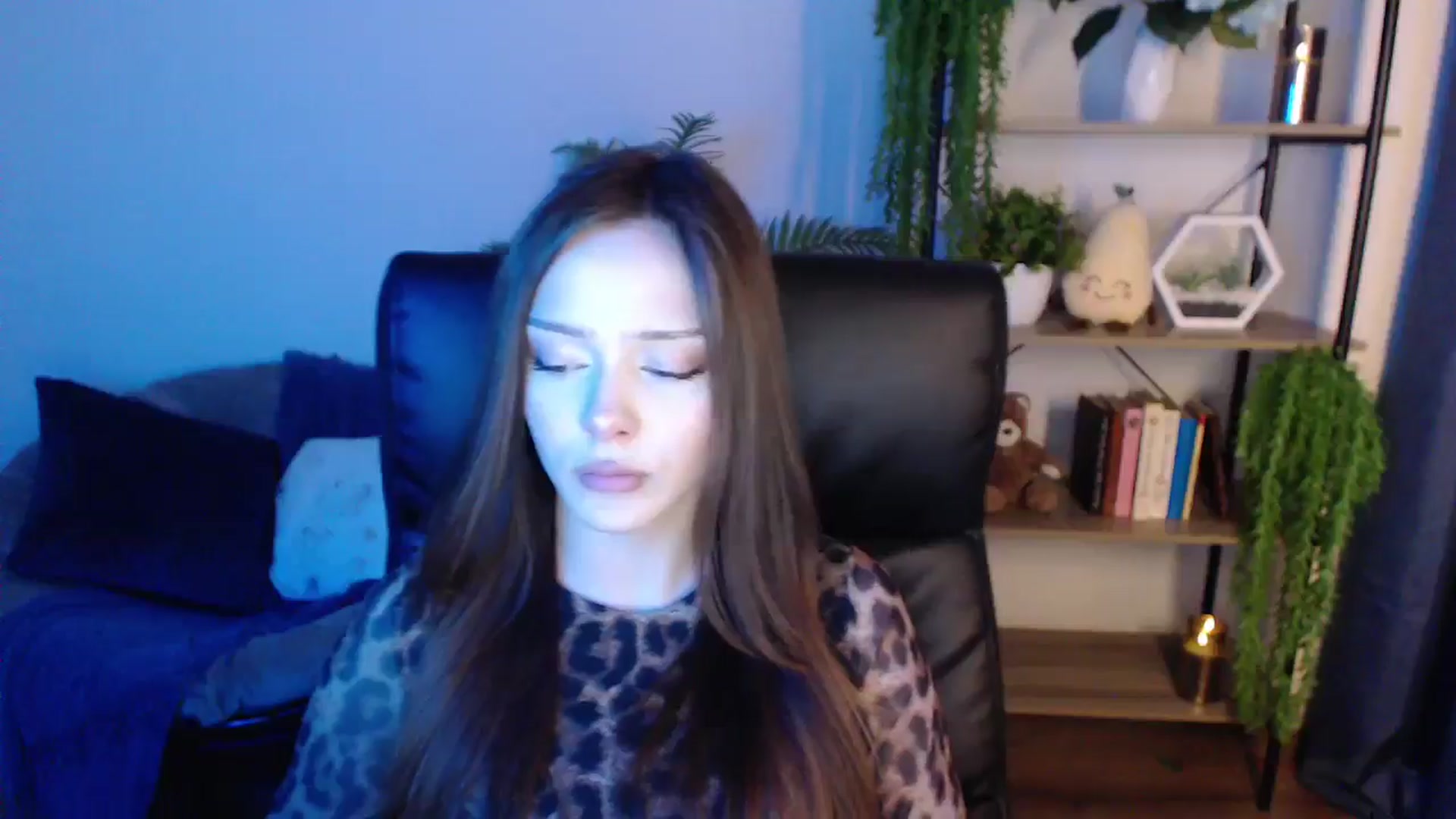Gallery image thumbnail from KateManelli's myfreecams stream on, 01/21/2025, 13:49 image 15 of 20