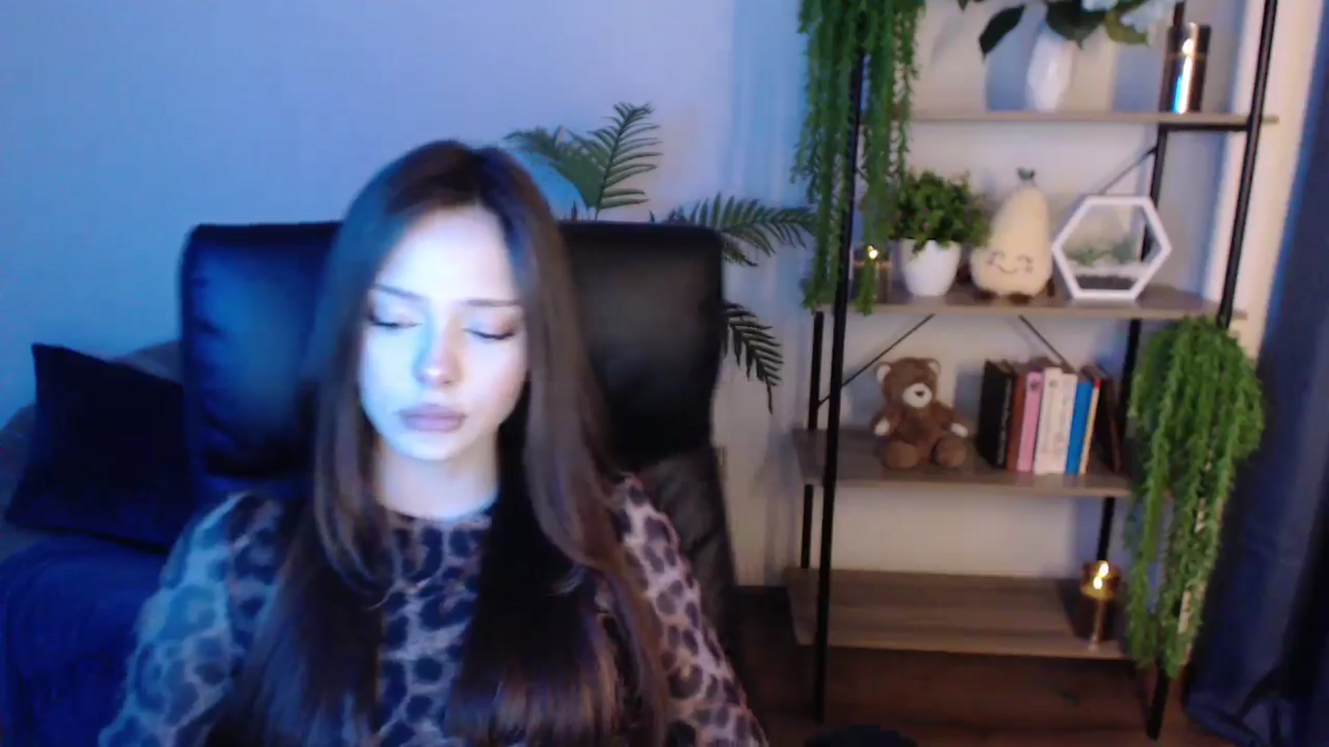 Gallery image thumbnail from KateManelli's myfreecams stream on, 01/21/2025, 13:49 image 7 of 20