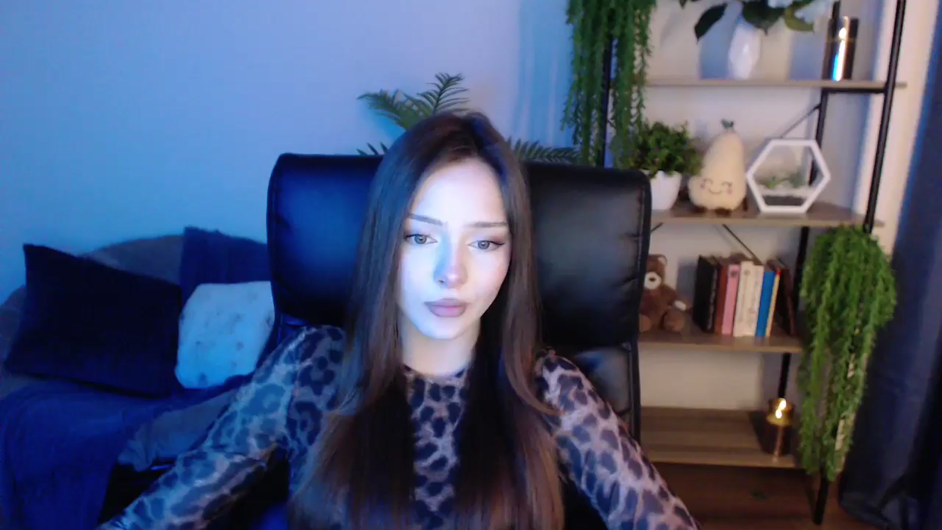 Gallery image thumbnail from KateManelli's myfreecams stream on, 01/21/2025, 14:36 image 18 of 20