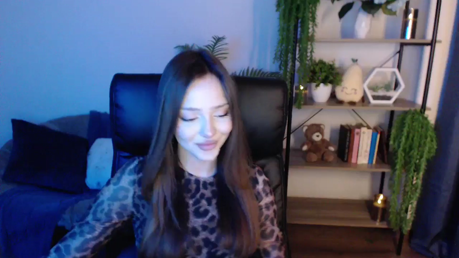 Gallery image thumbnail from KateManelli's myfreecams stream on, 01/21/2025, 14:36 image 15 of 20