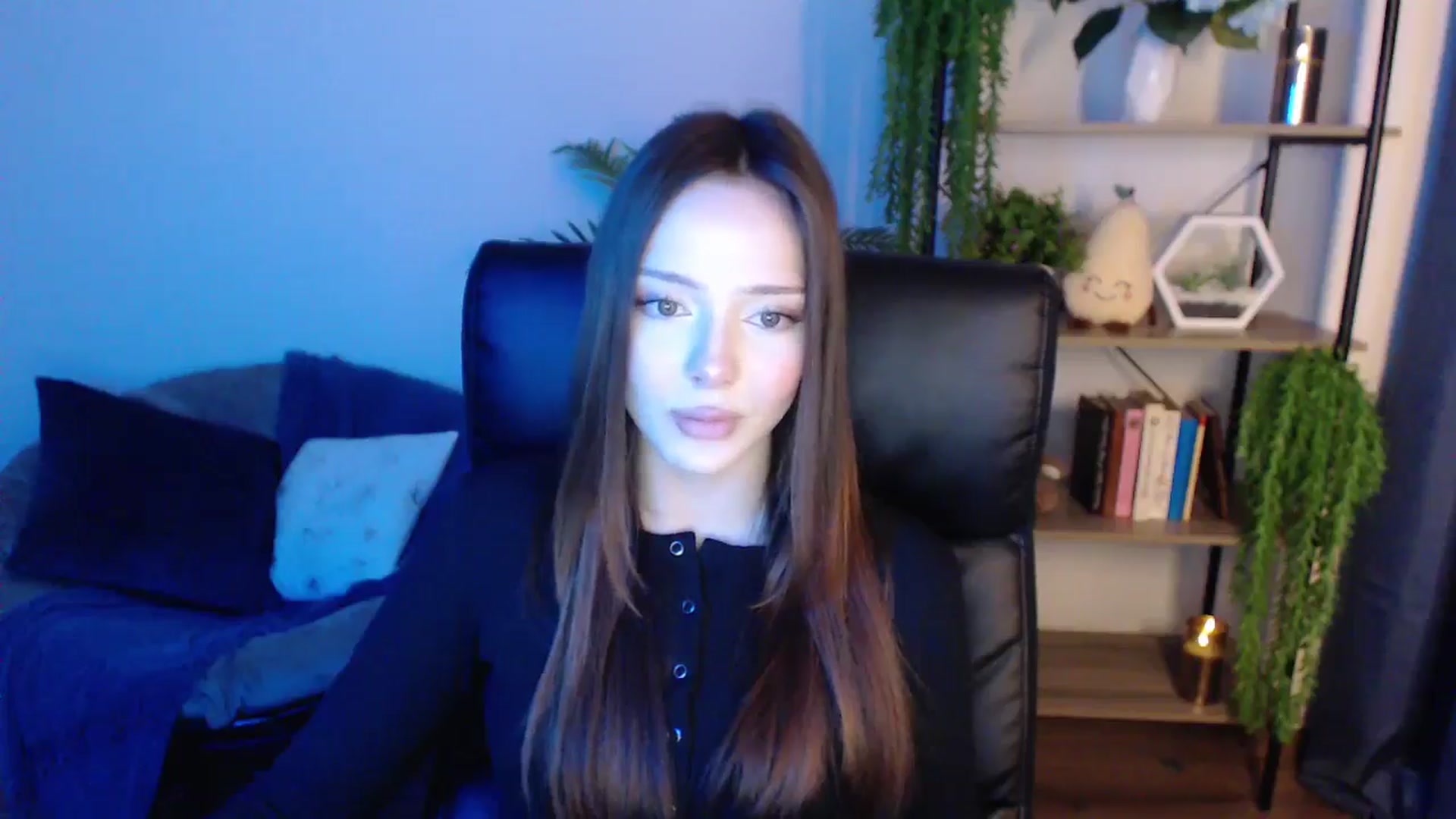 Gallery image thumbnail from KateManelli's myfreecams stream on, 01/22/2025, 10:55 image 2 of 20